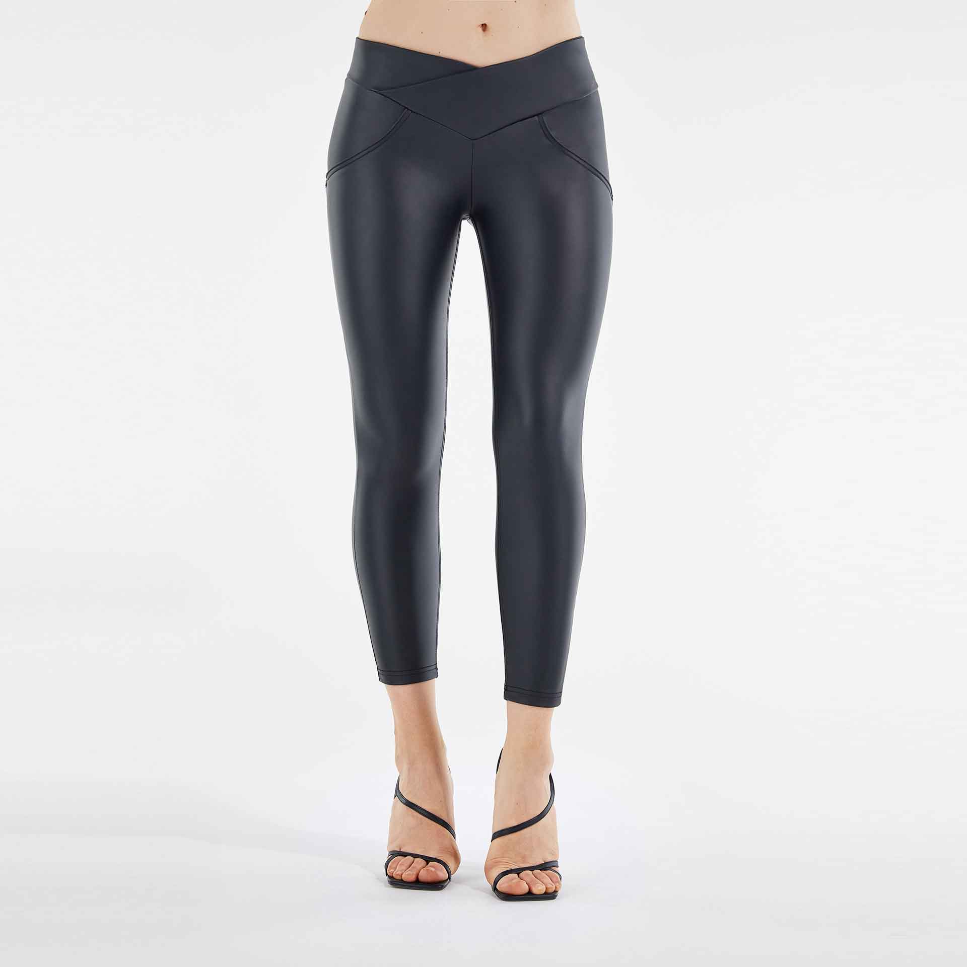 Freddy WR.UP High Waist w. Zip Skinny Faux Leather Pants Black