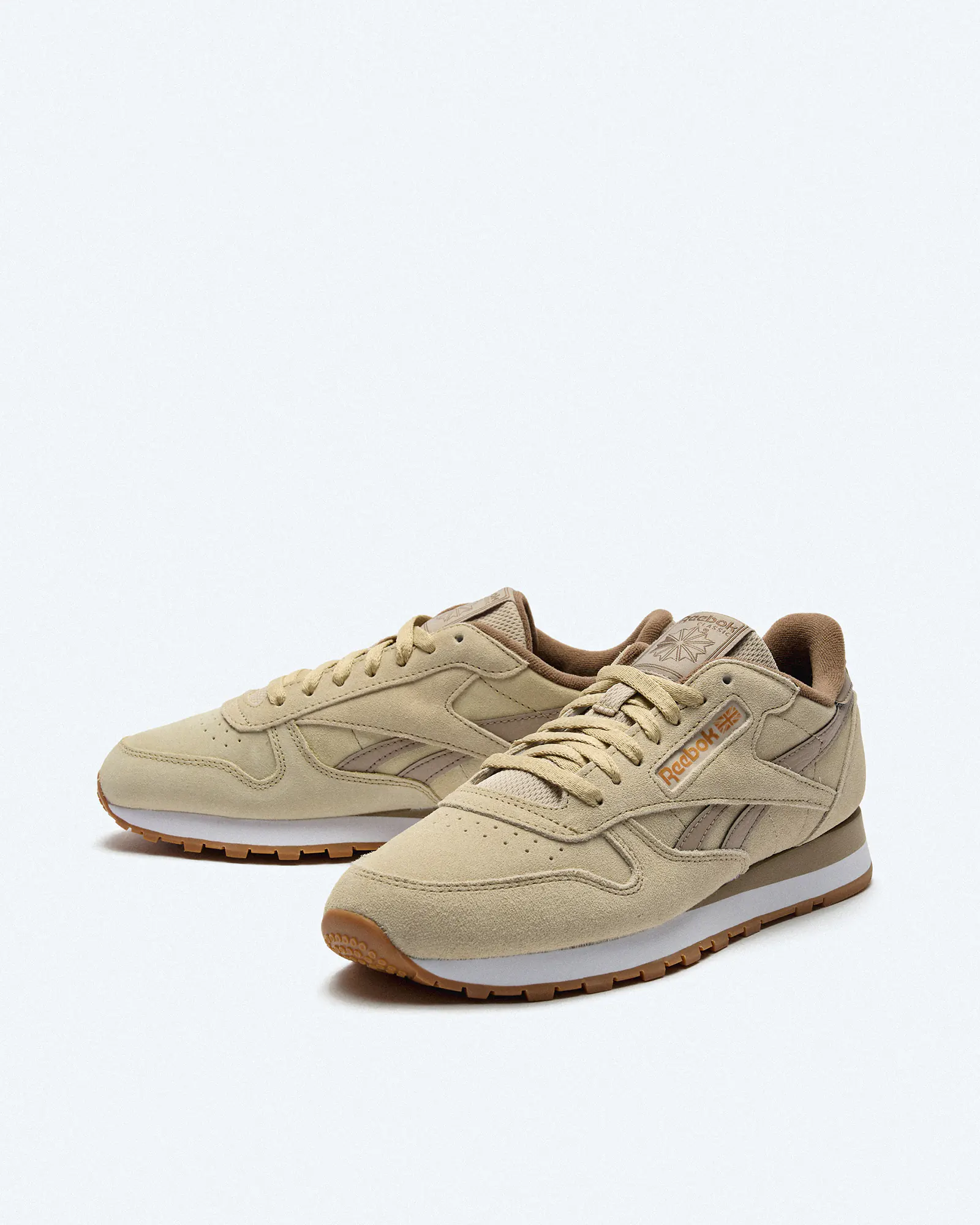 Reebok Classic Leather Sneaker Classic Beige/Classic Beige/Ash Reebok Classic Leather Sneaker Classic Beige/Classic Beige/Ash