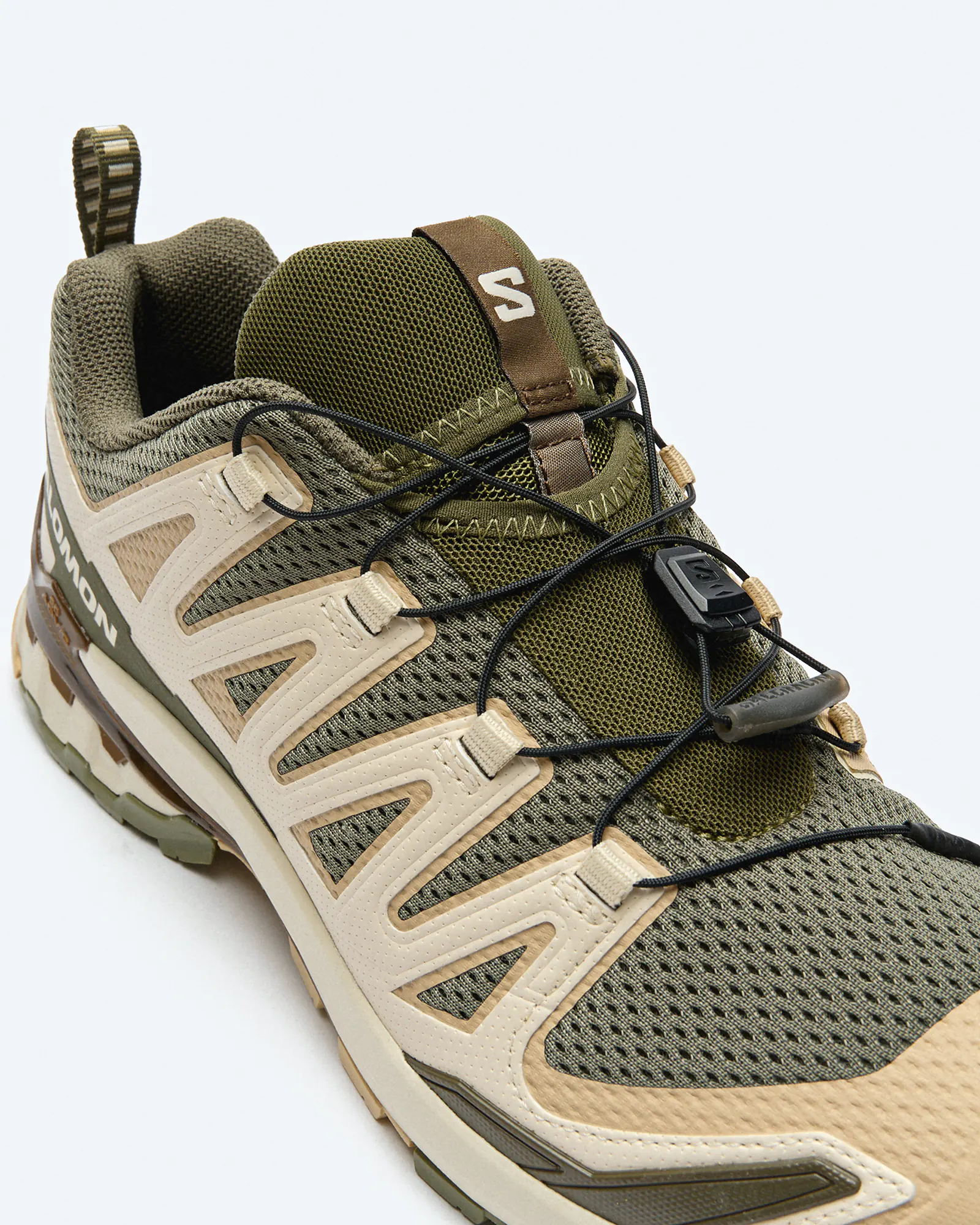Salomon XA PRO 3D V9 Sneaker Deep Lichen Green/Safari/Dark Earth Salomon XA PRO 3D V9 Sneaker Deep Lichen Green/Safari/Dark Earth