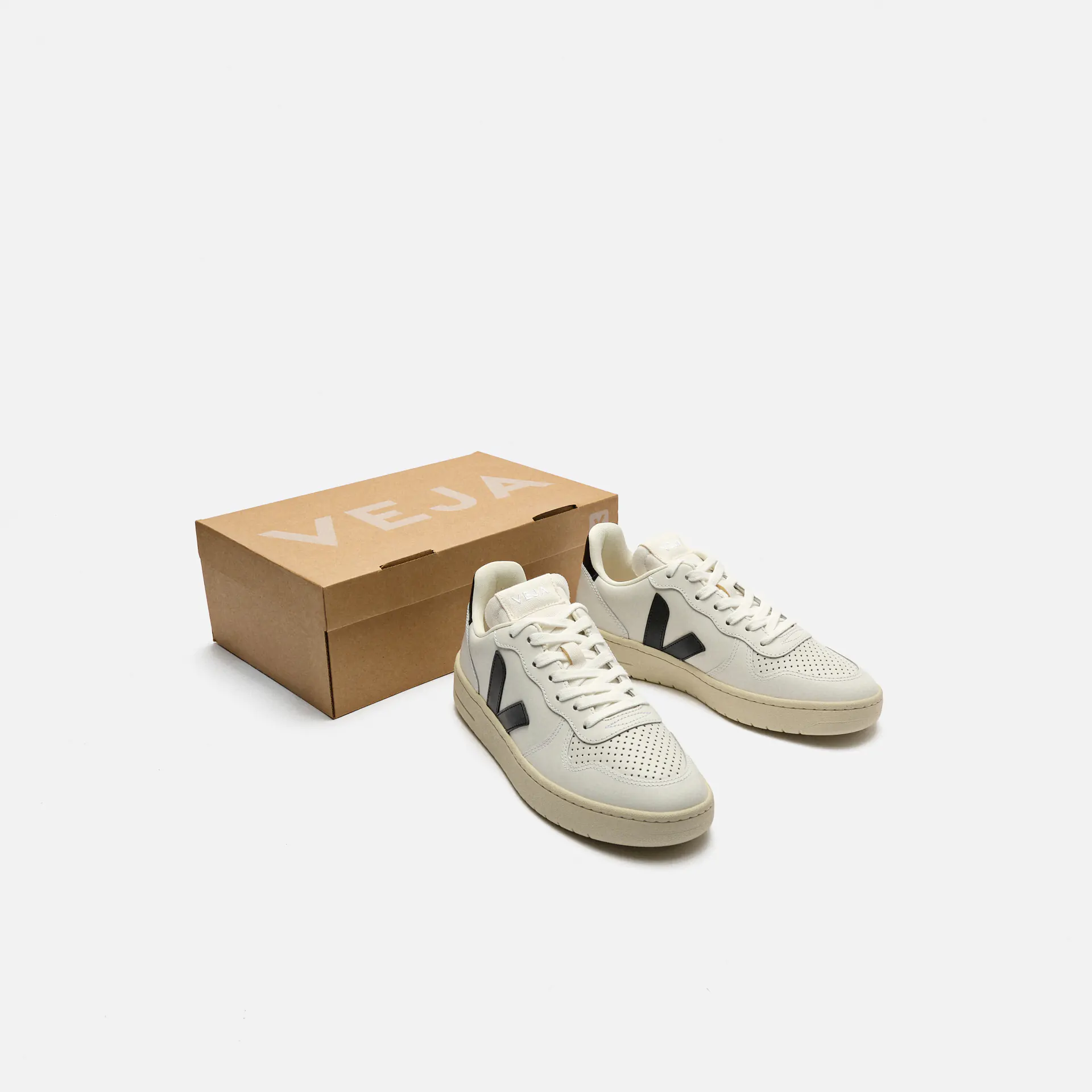 Veja Women V-10 Prime Leather Sneaker Extra-White/Black