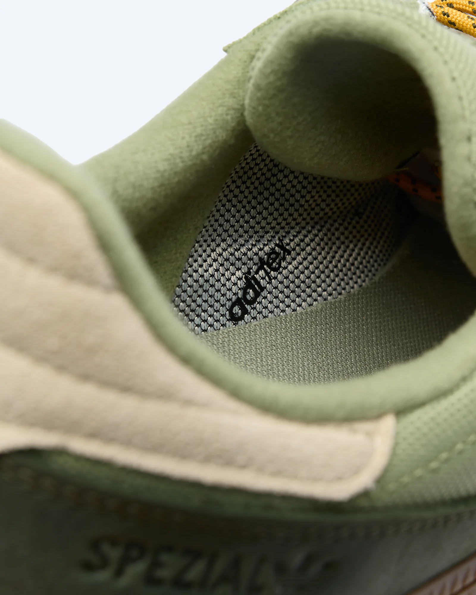 Originals Handball Spezial WTR Tent Green/Khaki Three/Night Cargo