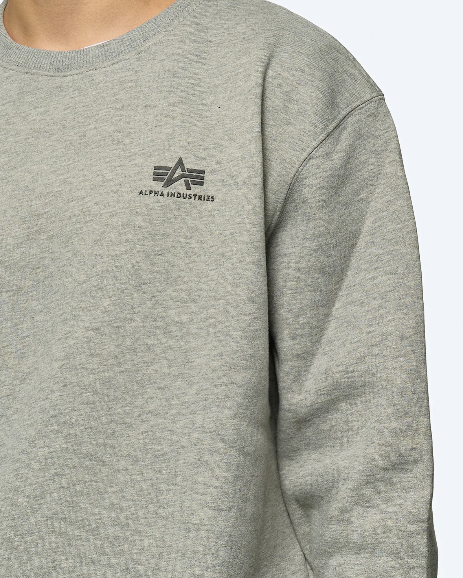 Alpha Industries Basic Sweater Small Logo Light Grey Alpha Industries Basic Sweater Small Logo Light Grey