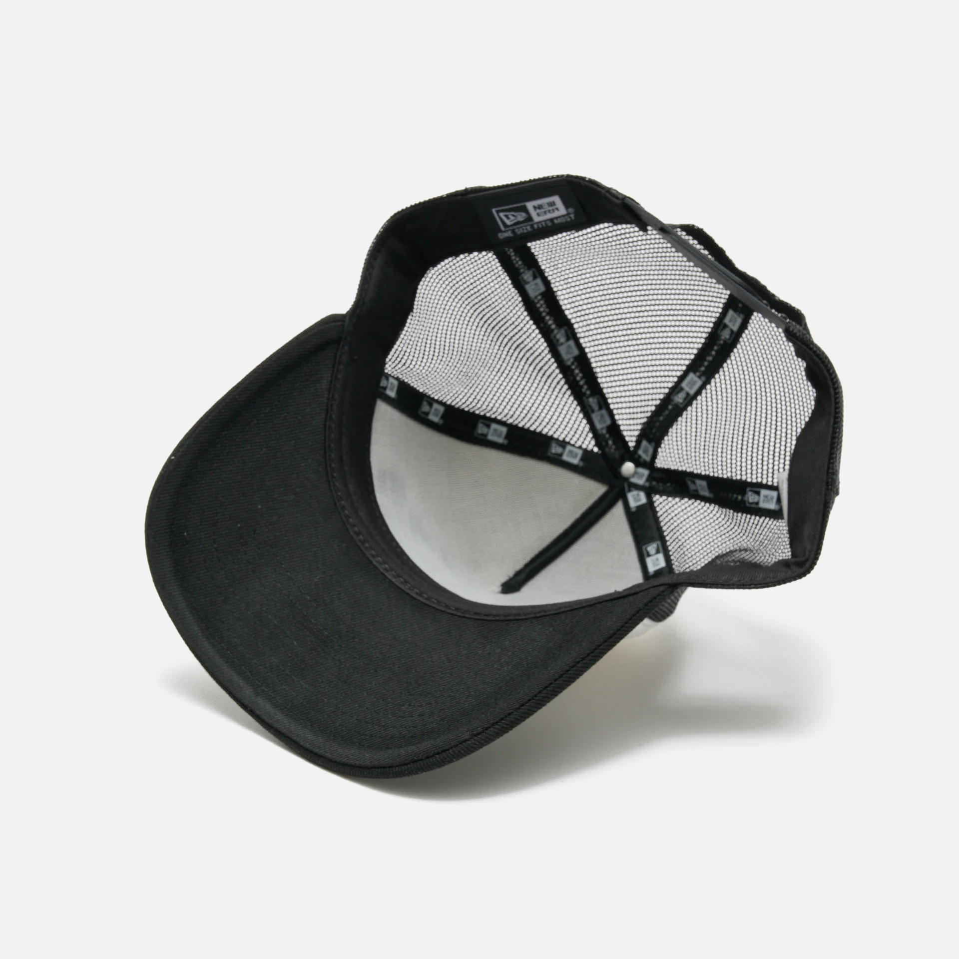 New Era E-Frame Trucker Cap White/Black