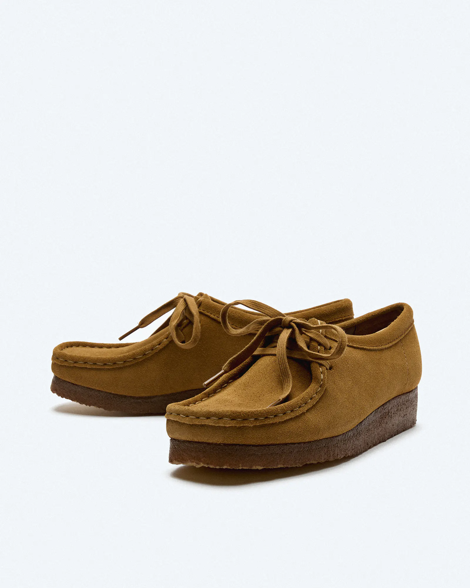 Clarks Women's Wallabee Suede Shoes Cola