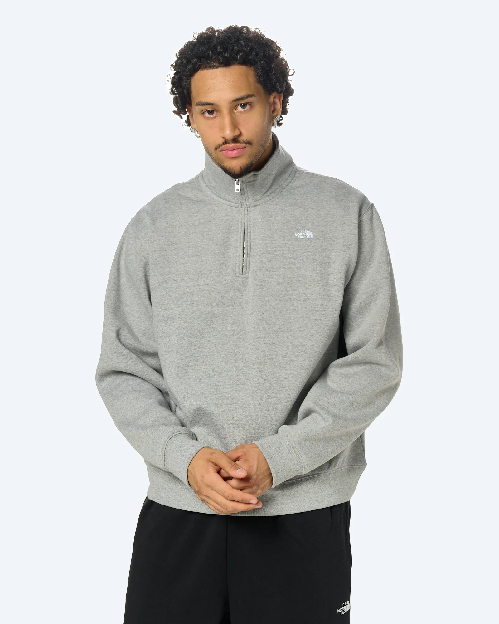 M Essential Simple Dome Relax 1/4 Zip TNF Pale Grey