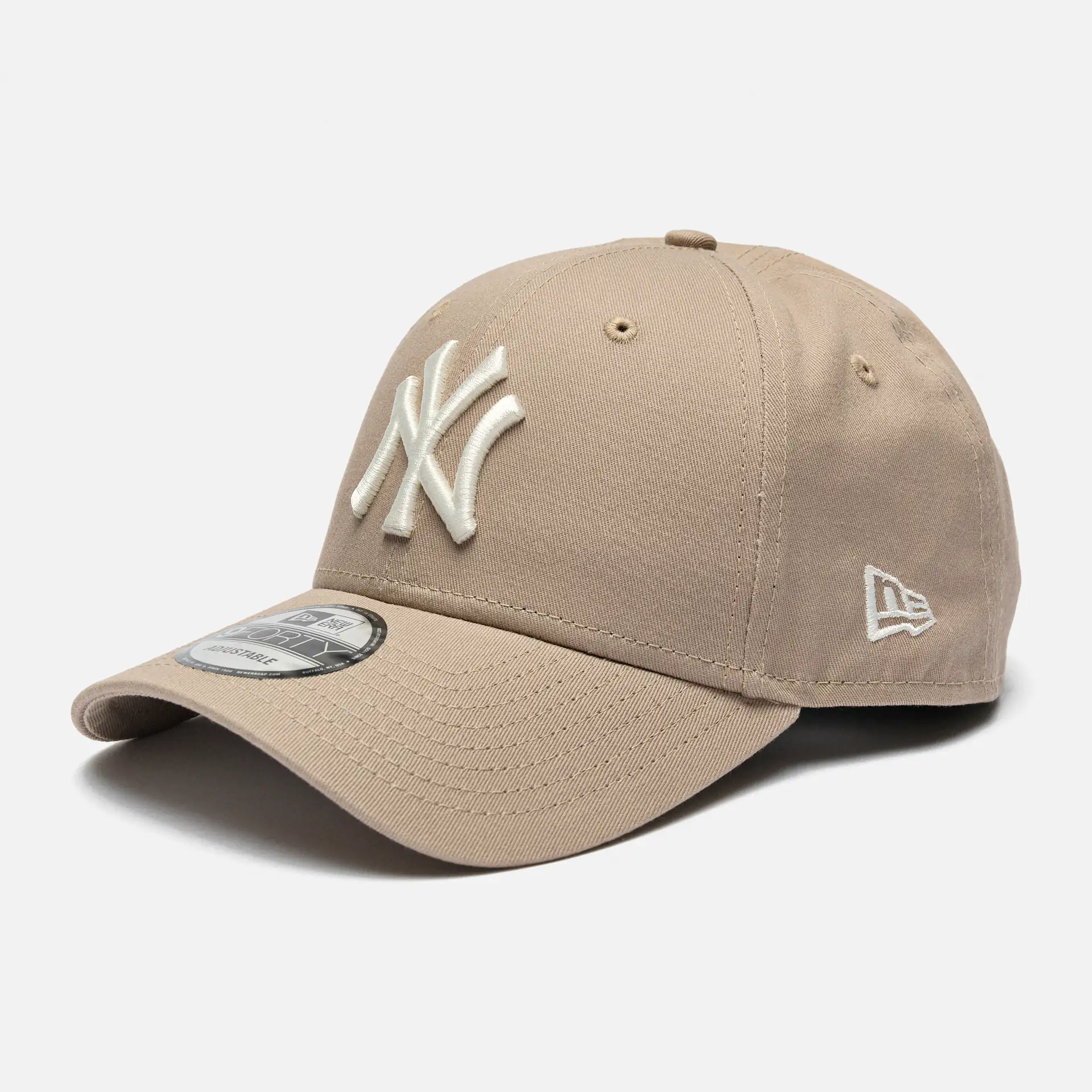 New Era MLB NY Yankees League Essential 9forty Strapback Cap Beige