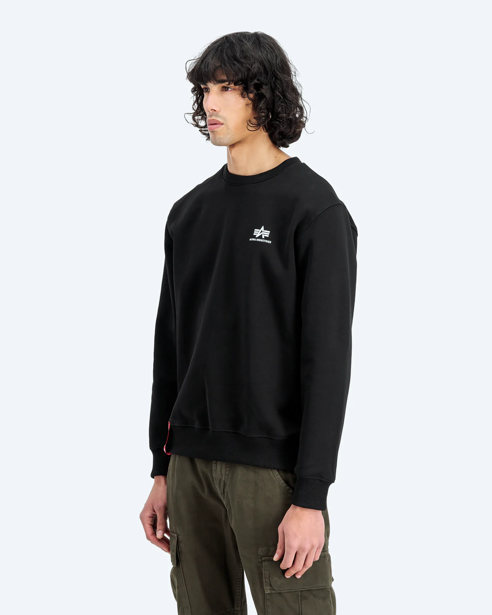 Basic Sweater Small Logo Black
