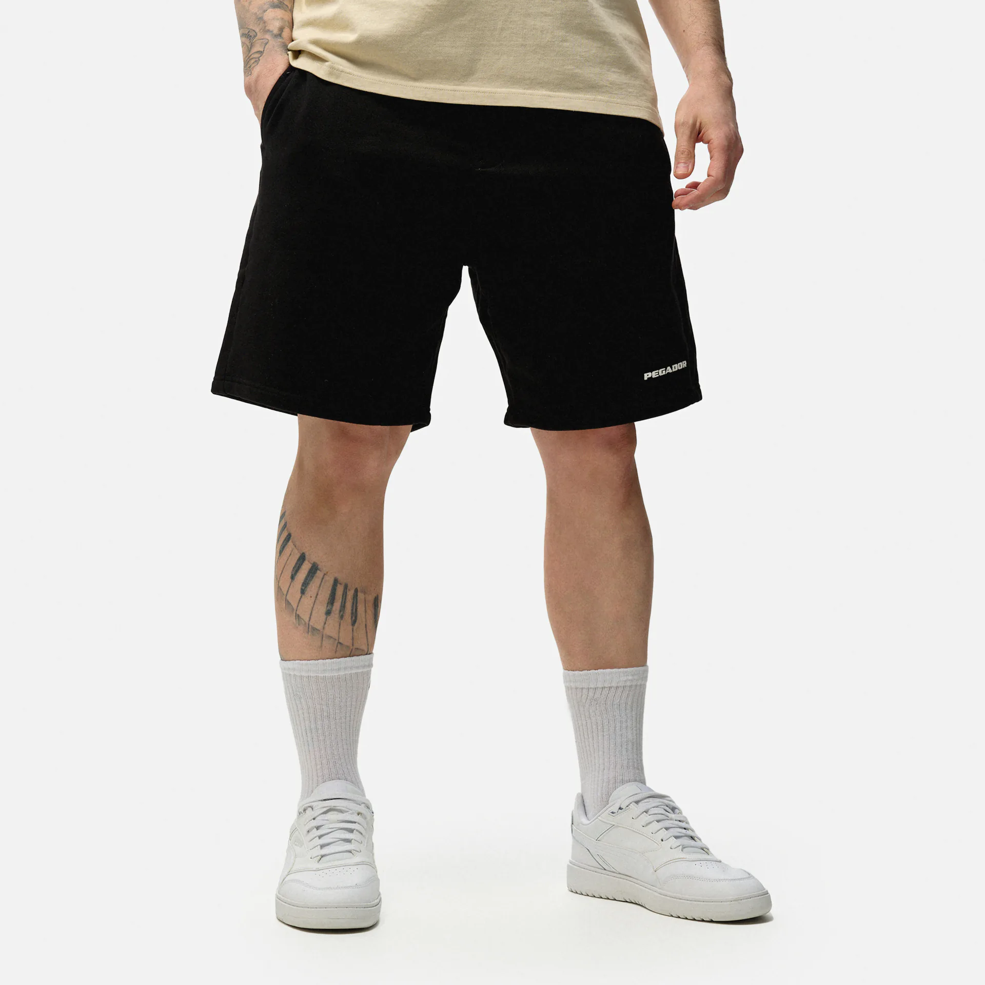 PEGADOR Logo Heavy Sweat Shorts Washed Black/White/Gum