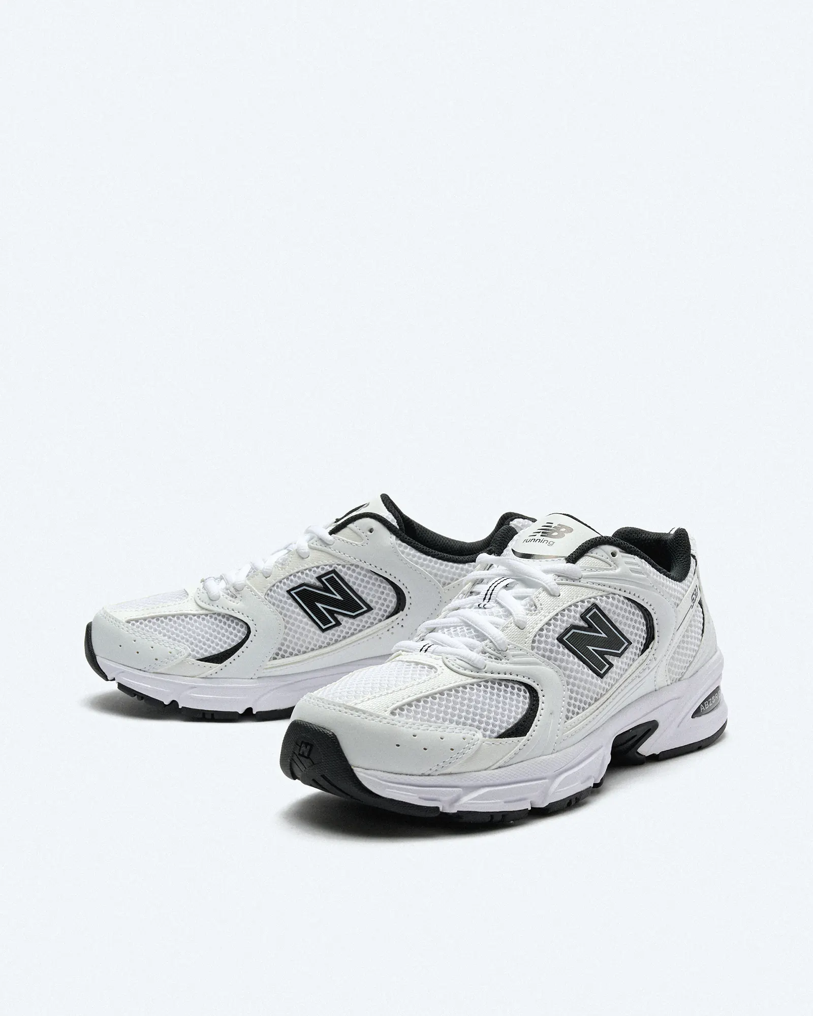 New Balance MR530EWB Sneaker White/Black New Balance MR530EWB Sneaker White/Black