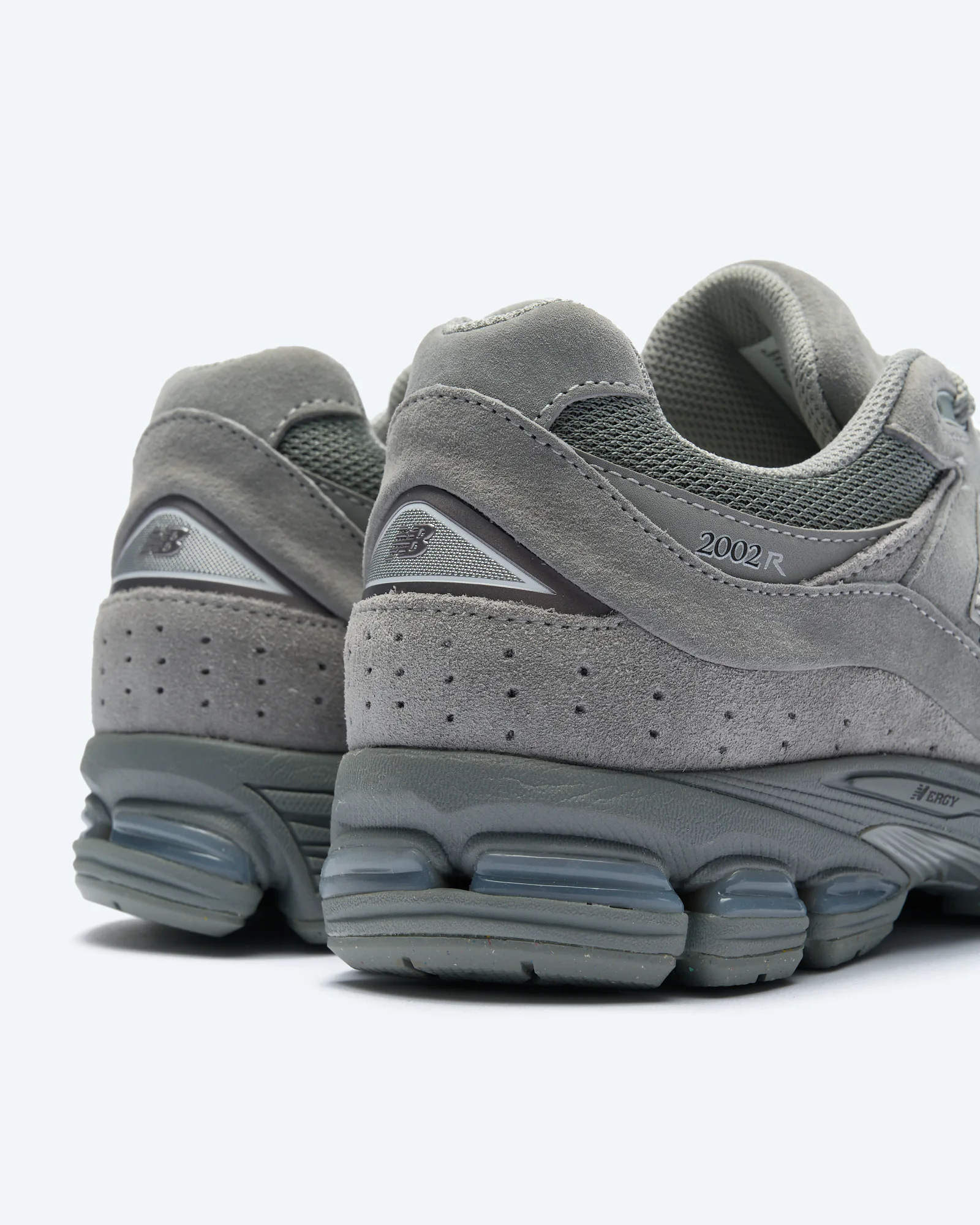 New Balance U20021O2 Sneaker Slate Grey / Dark Silver Metallic