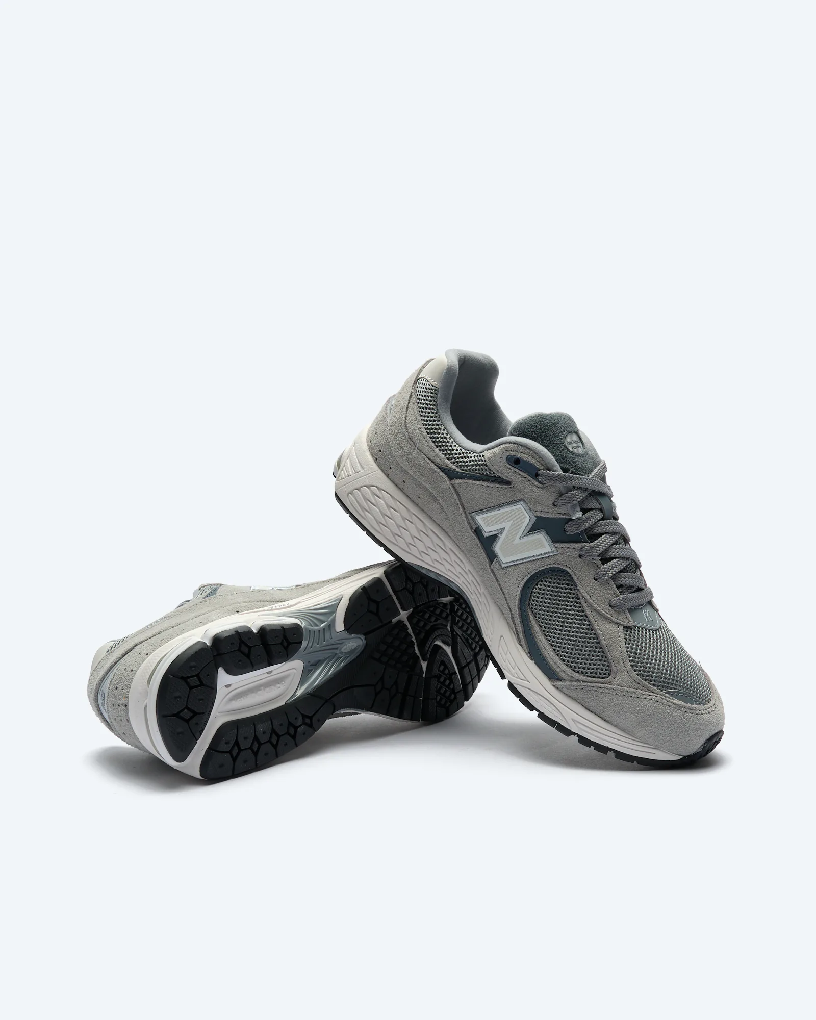 2002R Sneaker Steel