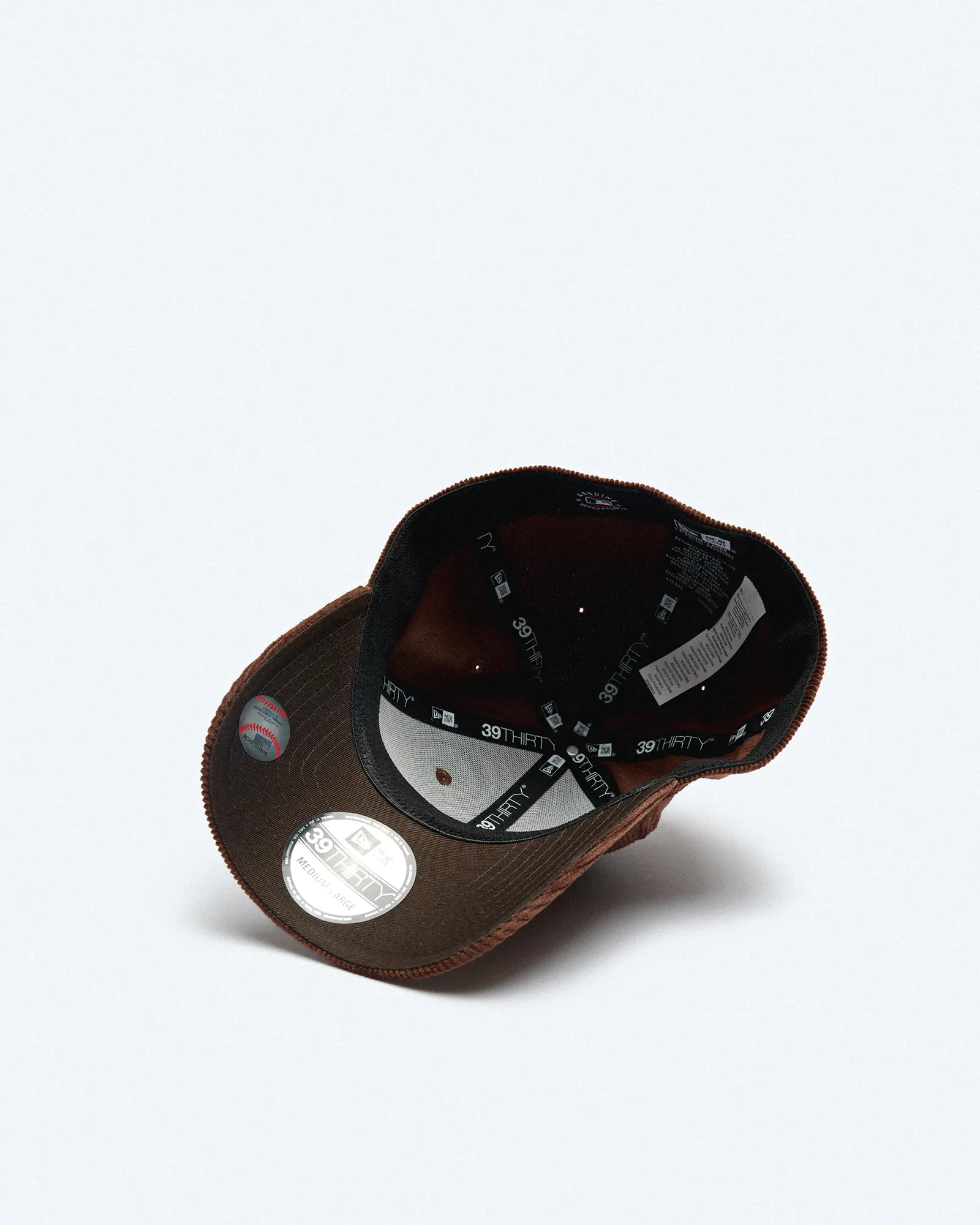 New Era MLB NY Yankees Cord 39Thirty Stretch Fit Cap Brown