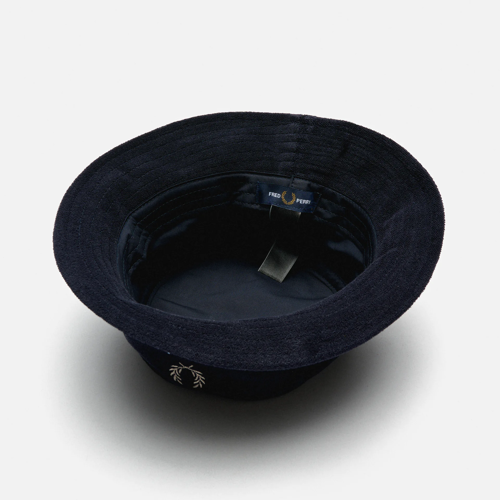 ハット FRED PERRY Towelling Dual Branded Bucket Hat 4FK635 FRED PERRY Towelling Dual Branded Bucket Hat 4FK635