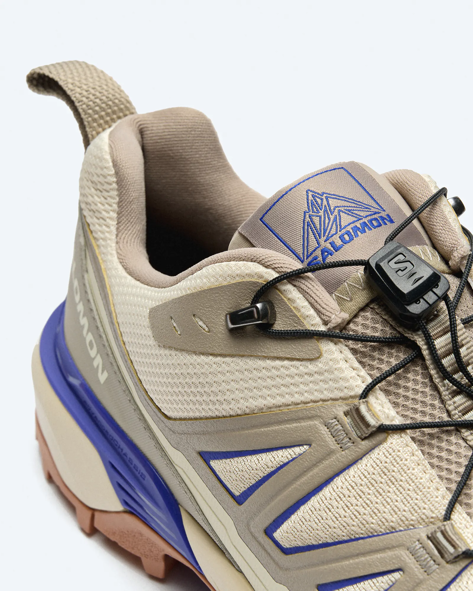 Salomon X Ultra 360 Edge Sneaker Almond Milk/Vintage Khaki/Spectrum Blue Salomon X Ultra 360 Edge Sneaker Almond Milk/Vintage Khaki/Spectrum Blue