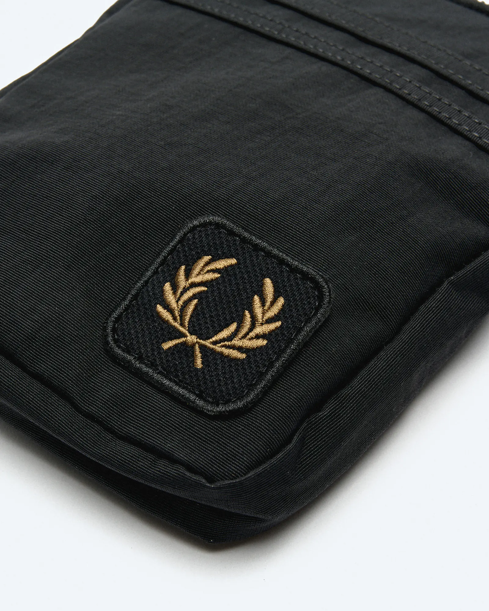 Fred Perry Nylon Badge Small Side Bag Black