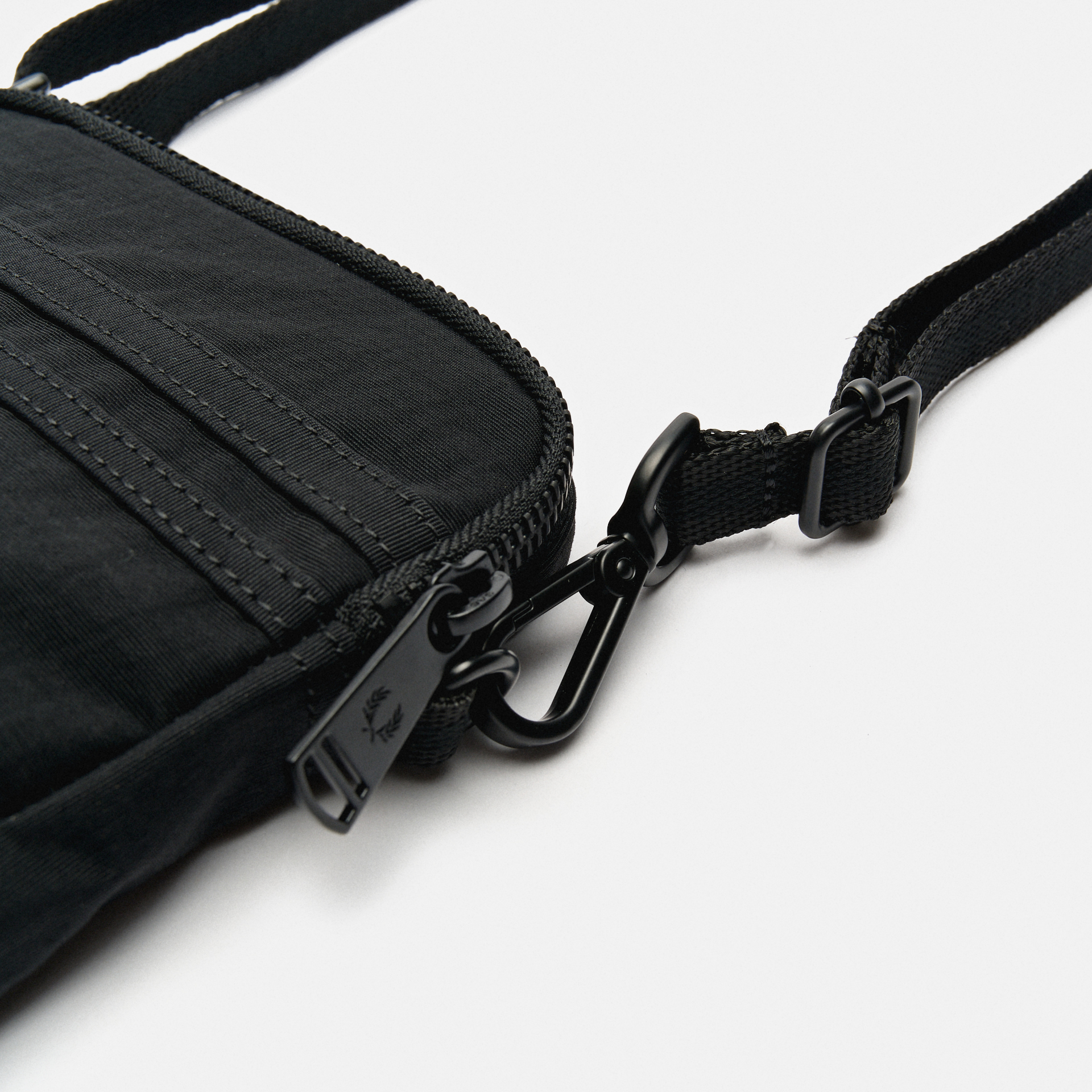 Fred Perry Nylon Badge Small Side Bag Black