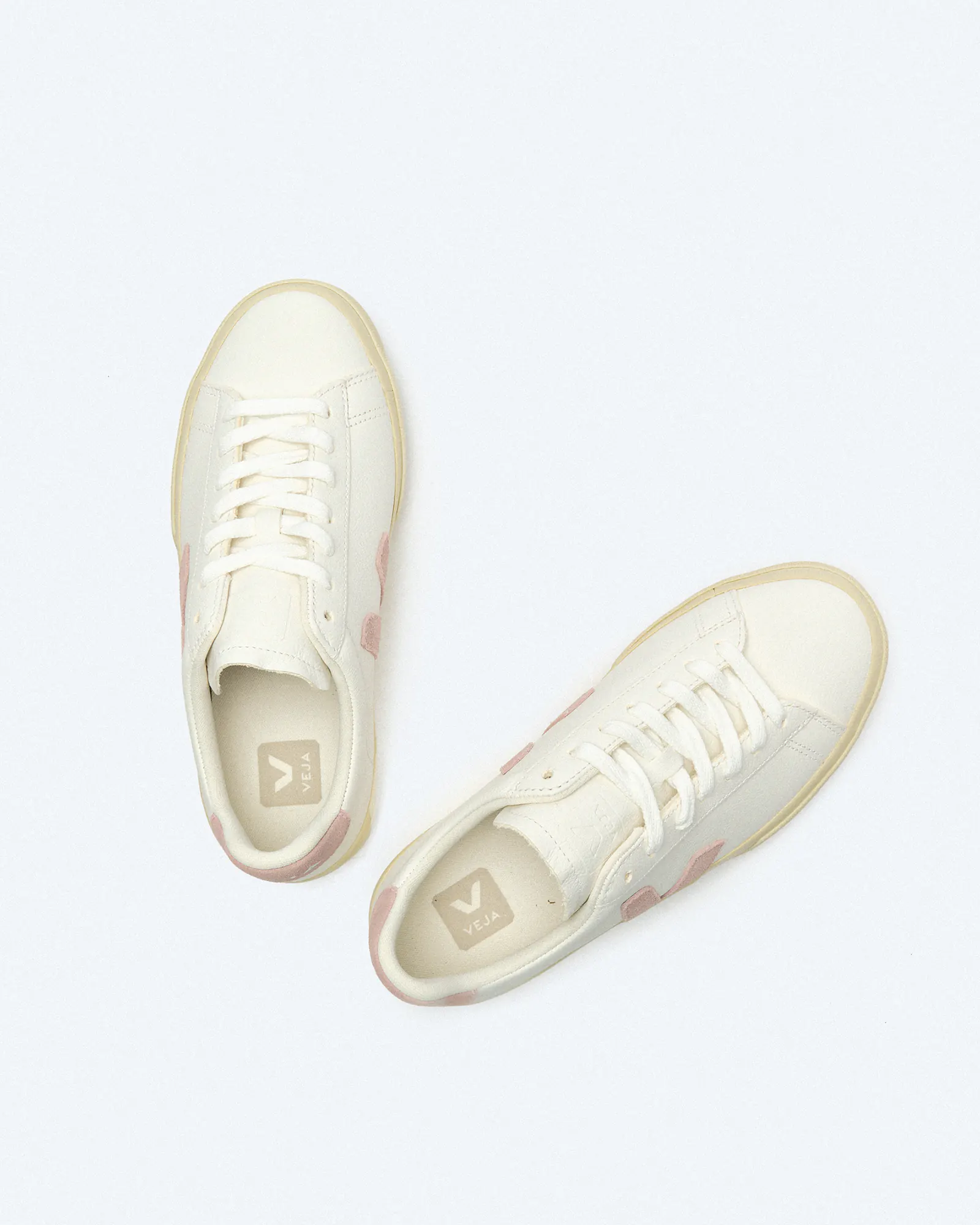 Veja Campo Chromefree Leather Sneaker Extra White/Babe Veja Campo Chromefree Leather Sneaker Extra White/Babe