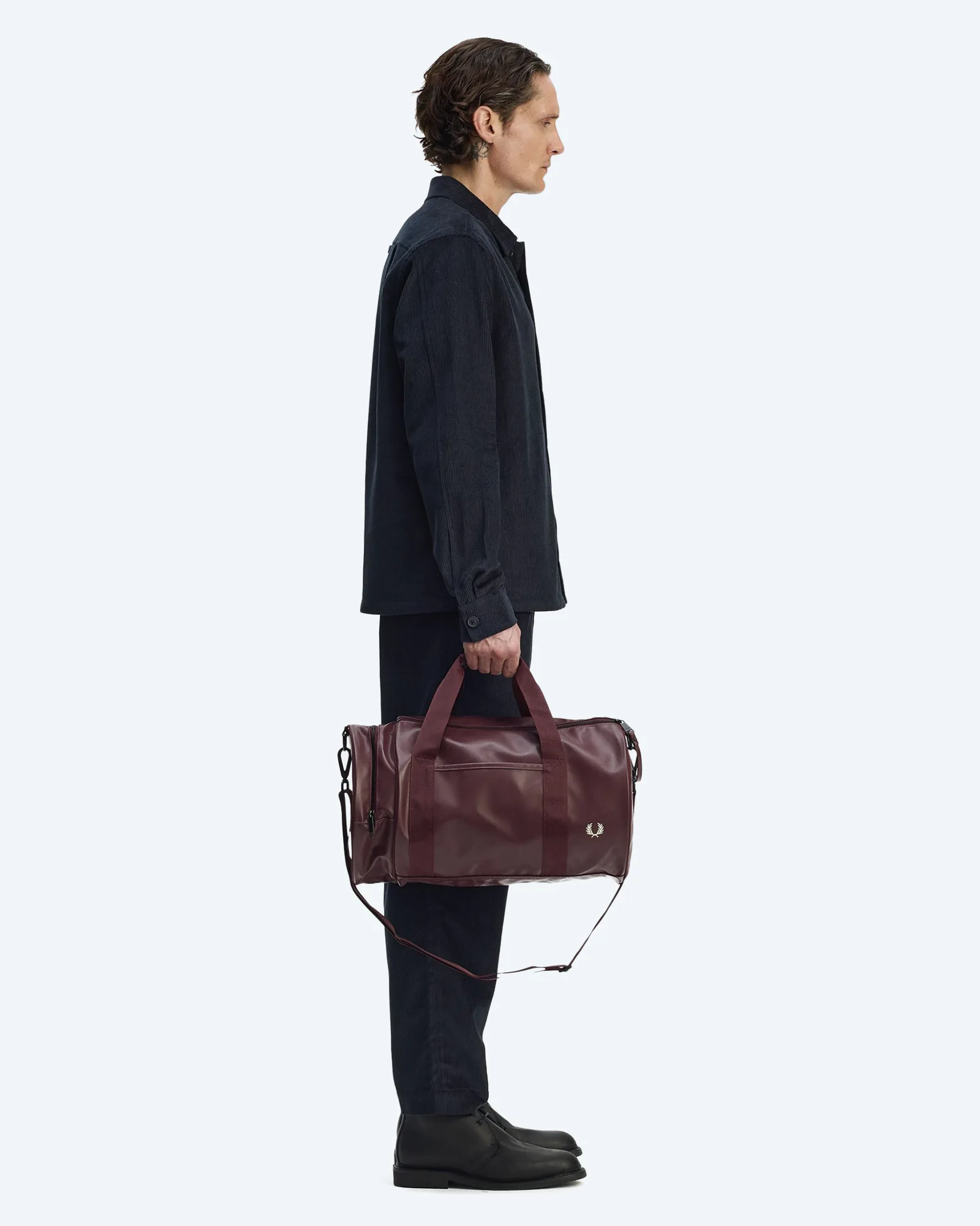 Fred Perry Tonal Classic Barrel Bag Oxblood Fred Perry Tonal Classic Barrel Bag Oxblood