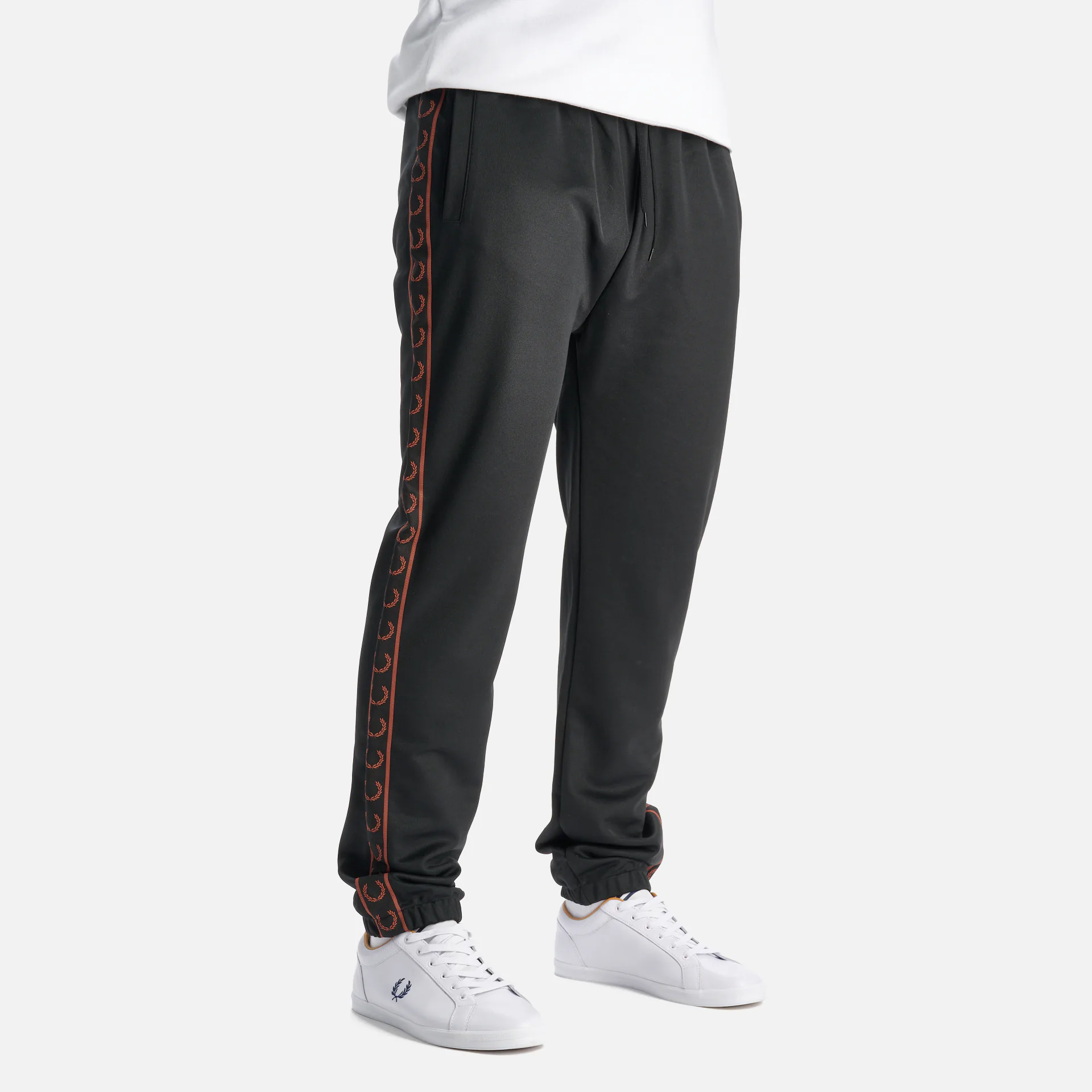 Fred Perry Seasonal Taped Track Pant Black/Whiskey Brown