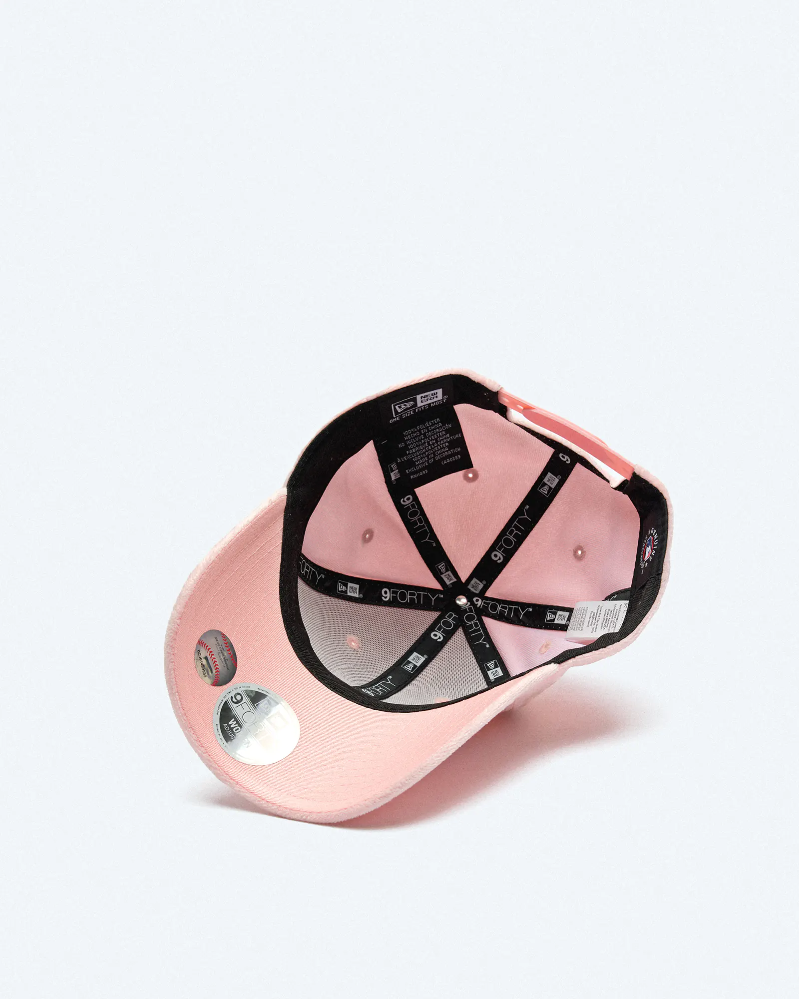 New Era MLB LA Dodgers Female Velour 9Forty Strapback Cap Pink New Era MLB LA Dodgers Female Velour 9Forty Strapback Cap Pink