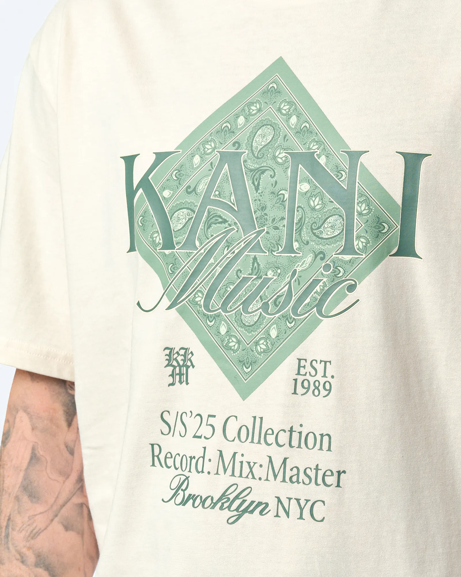 Karl Kani Music Paisley Print T-Shirt White Karl Kani Music Paisley Print T-Shirt White