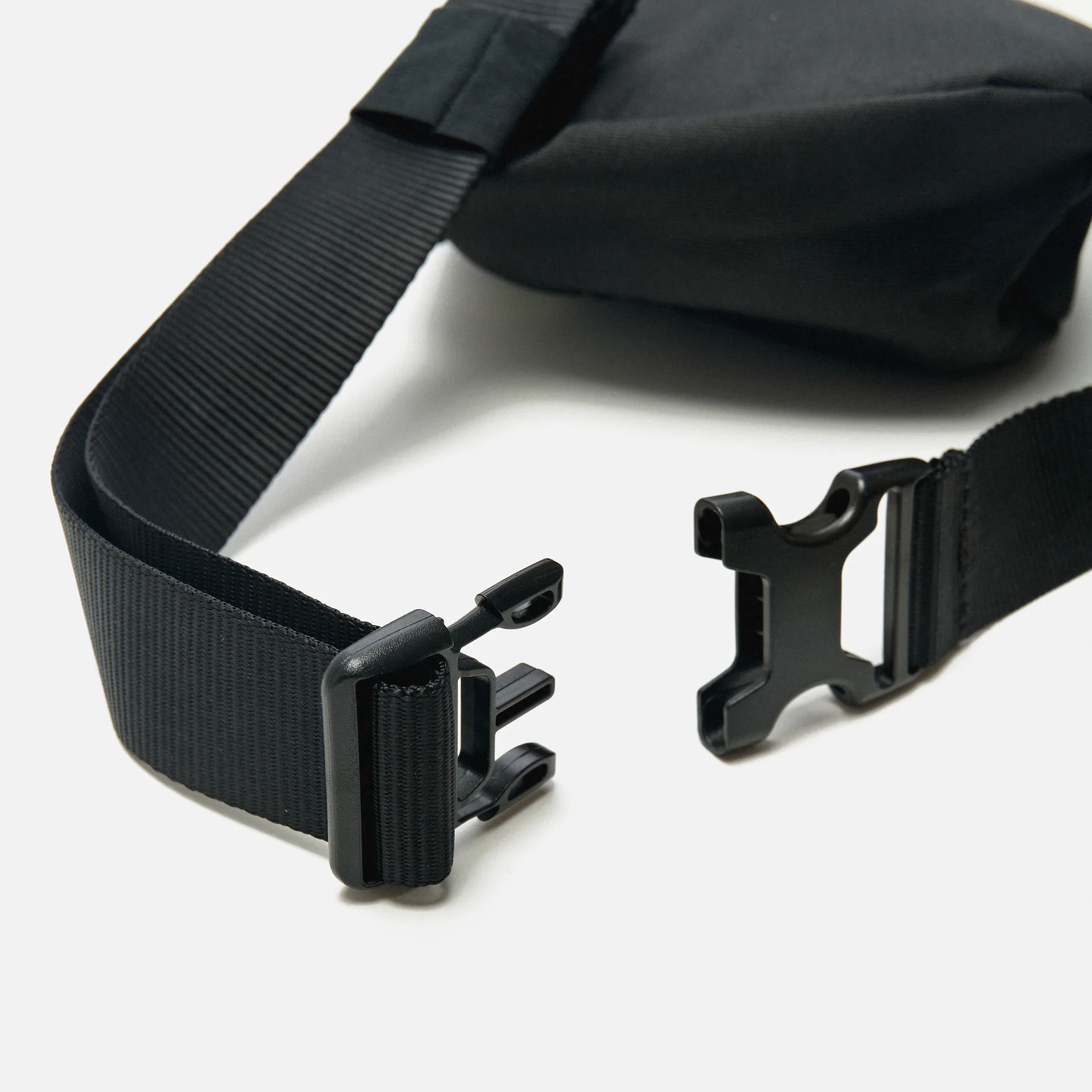 Fred Perry Taped Side Bag Black/Warm Grey