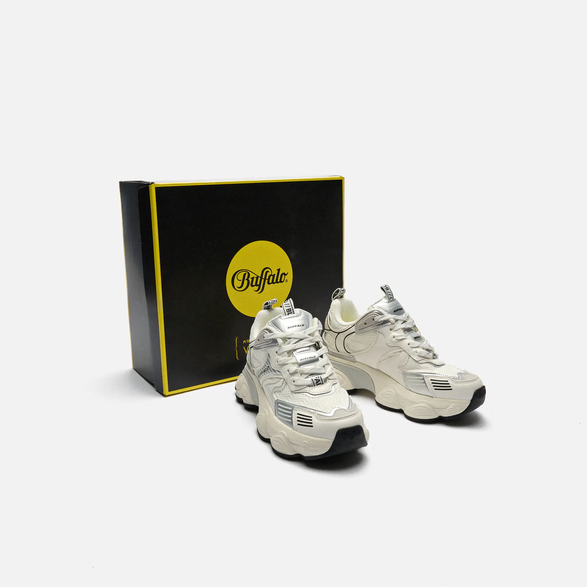 Buffalo Truck Vegan Nappa/Mesh Sneaker White/Silver