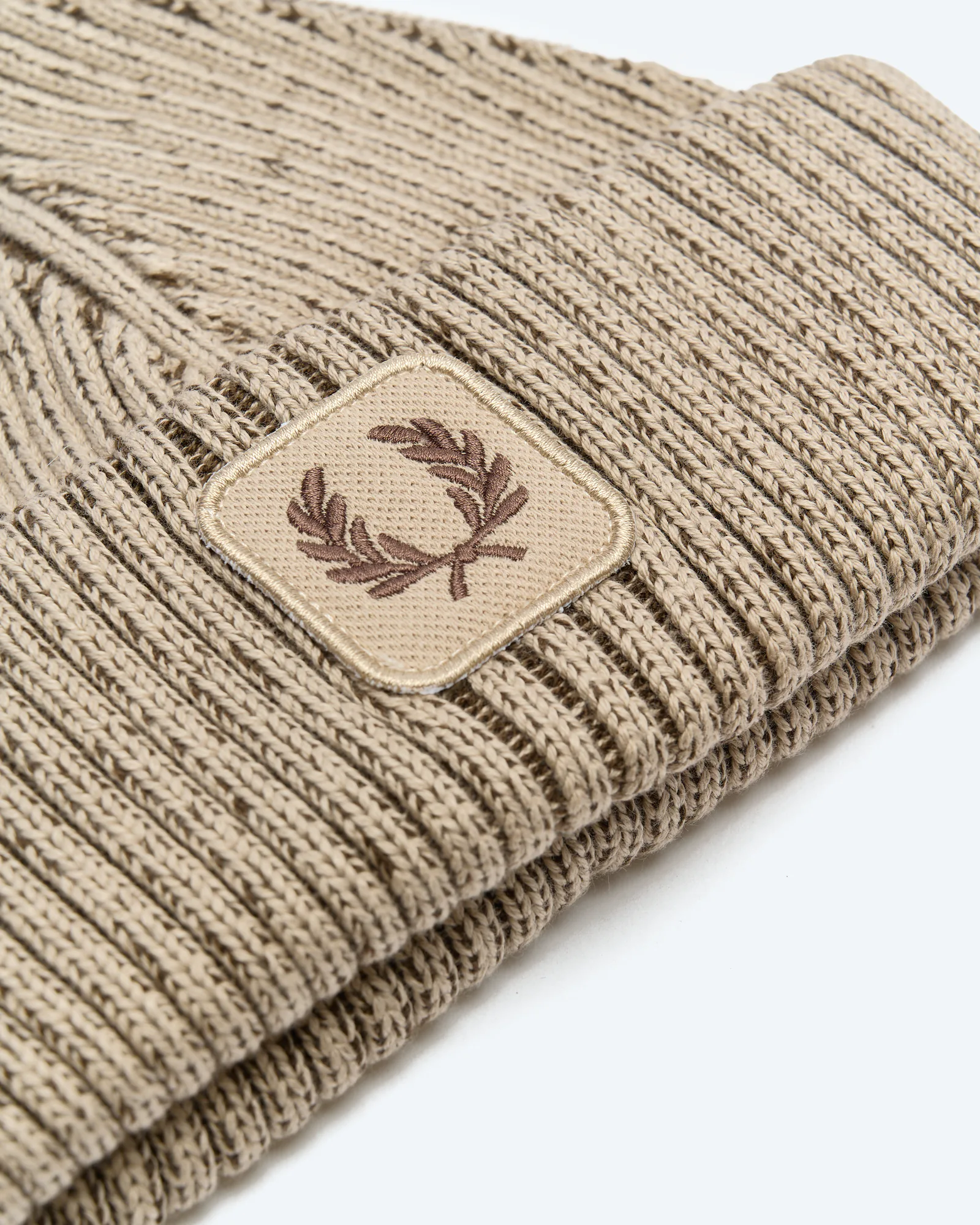 Fred Perry Cotton Ribbed Beanie Warm Oat/Burned Tobbaco