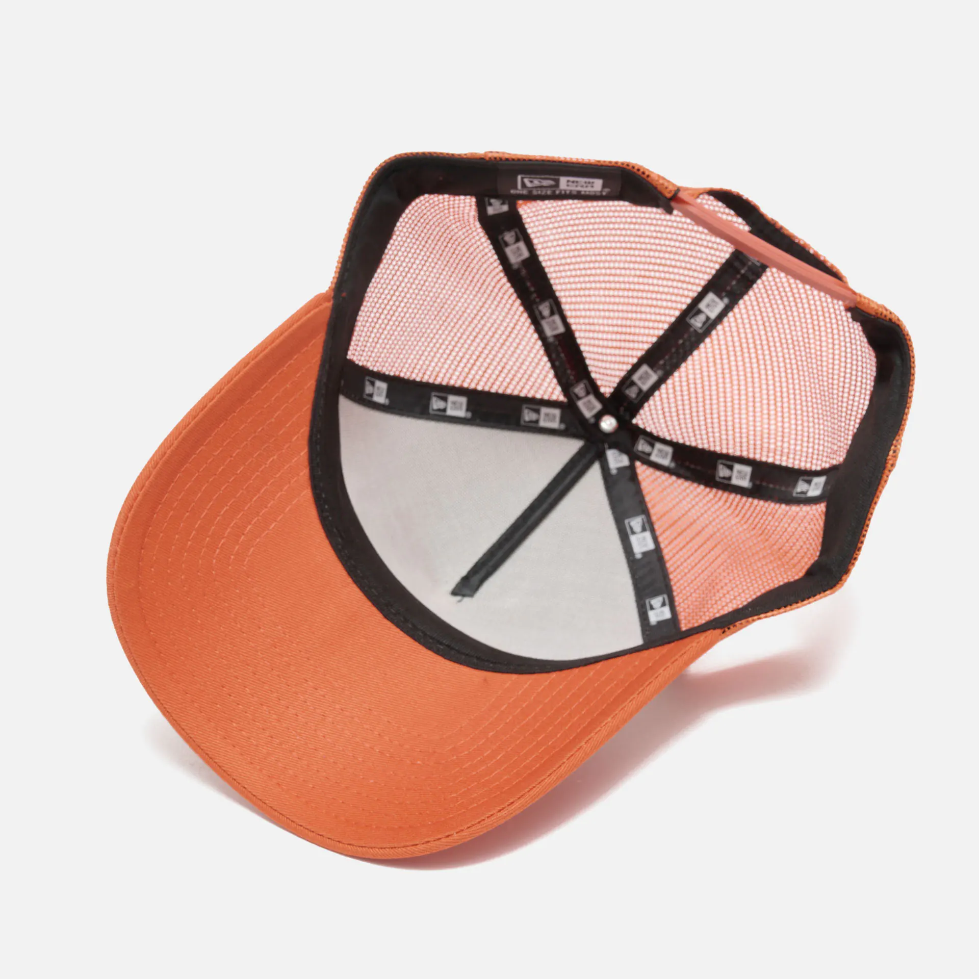 New Era Food 9Forty Trucker Cap White WHIBRG