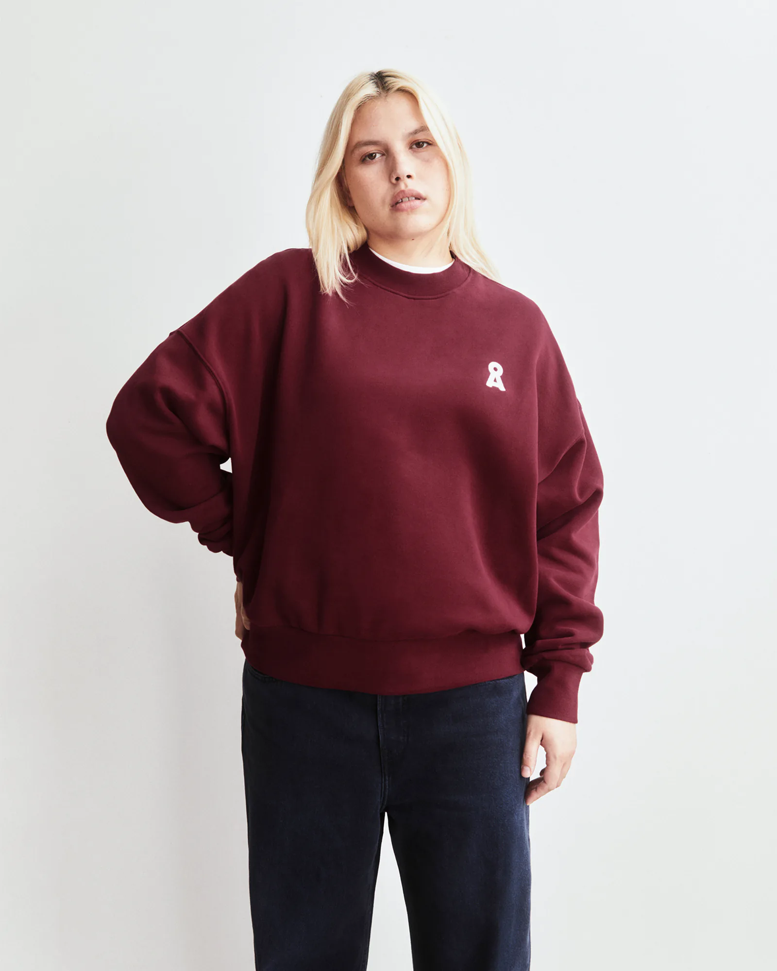 ICONIC Å ALIZAA Velvet Red