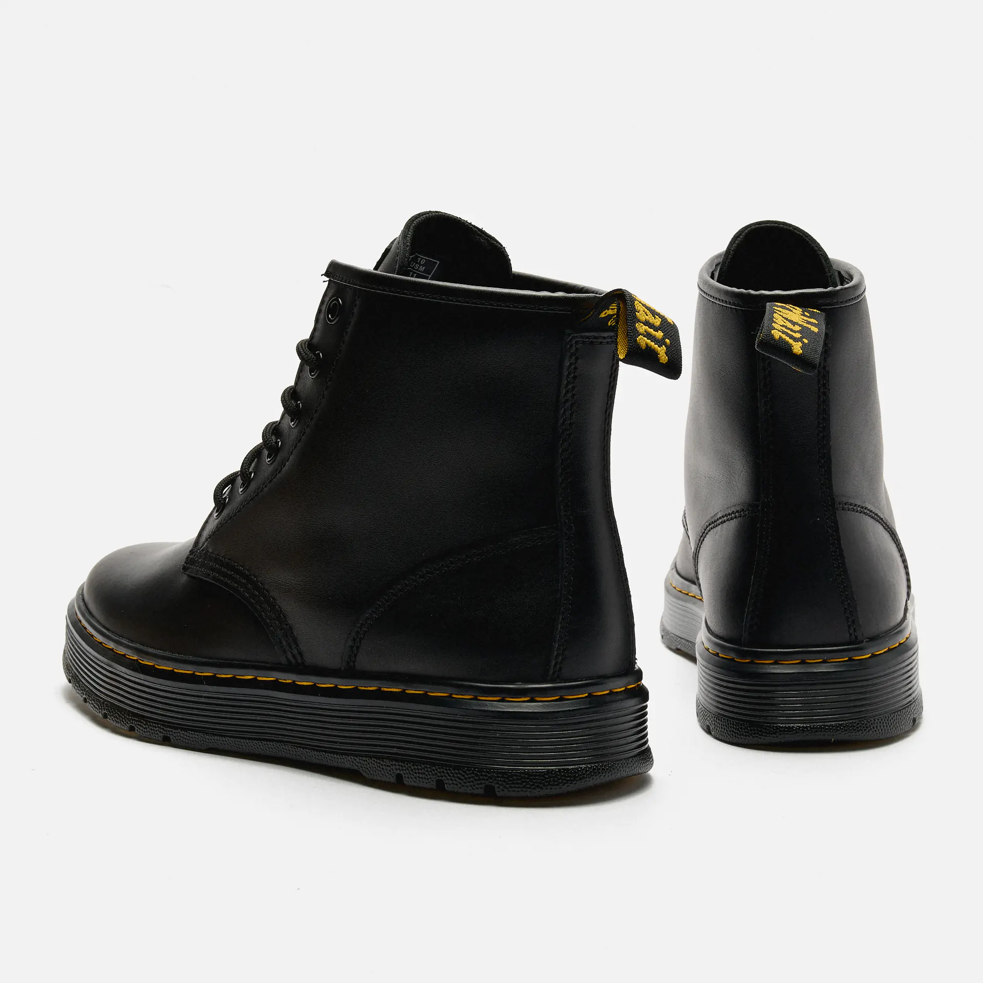 Dr. Martens Brookline Chukka Lusso Boots Black
