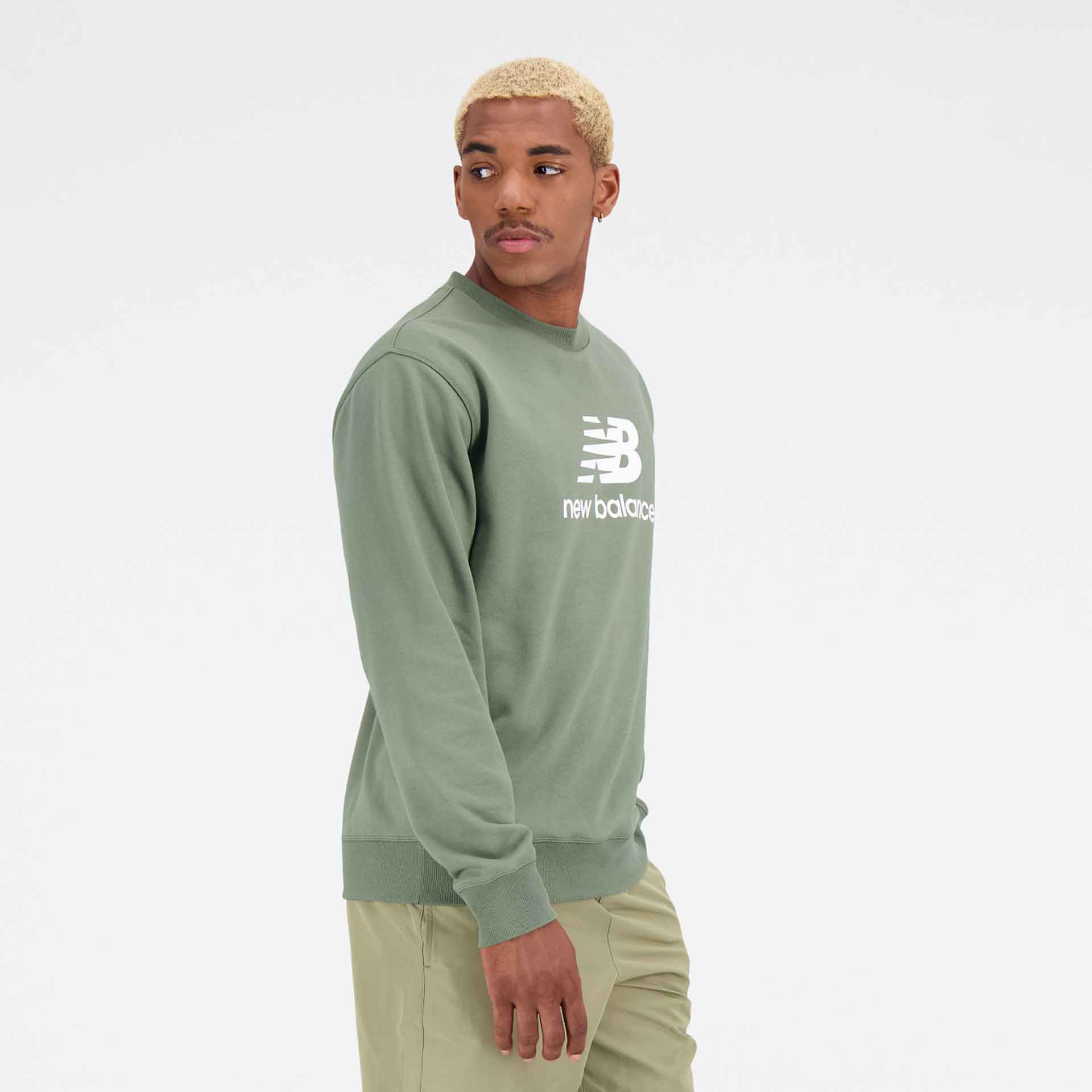 New Balance Essentials Stacked Logo French Terry Crewneck Olive