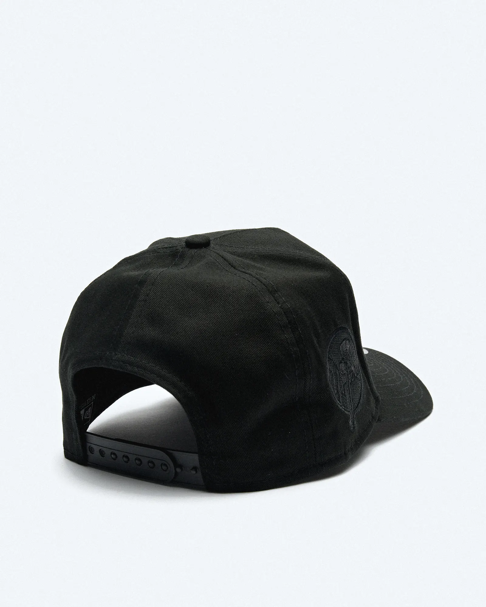 Black yankee cap sales
