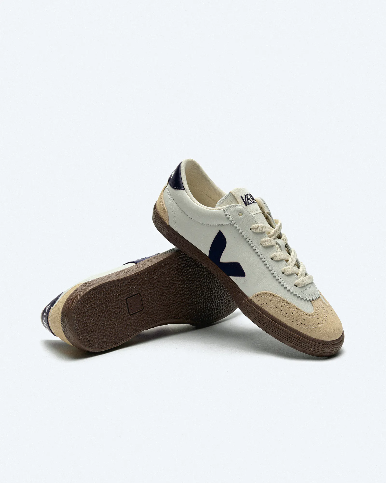Veja Volley O.T. Leather Sneaker White Nautico Bark Veja Volley O.T. Leather Sneaker White Nautico Bark