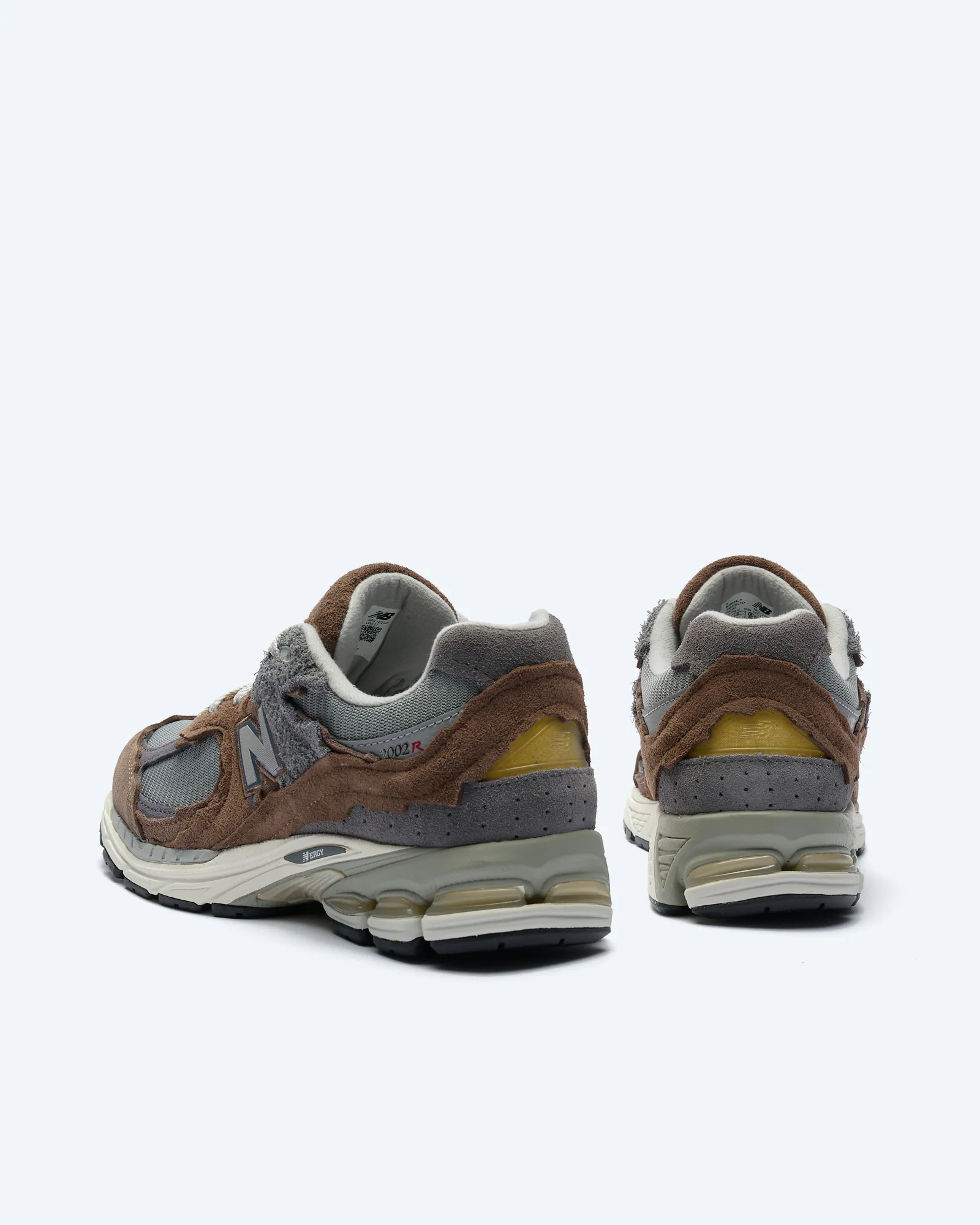 New Balance M2002R Protection Pack Sneaker Cortado