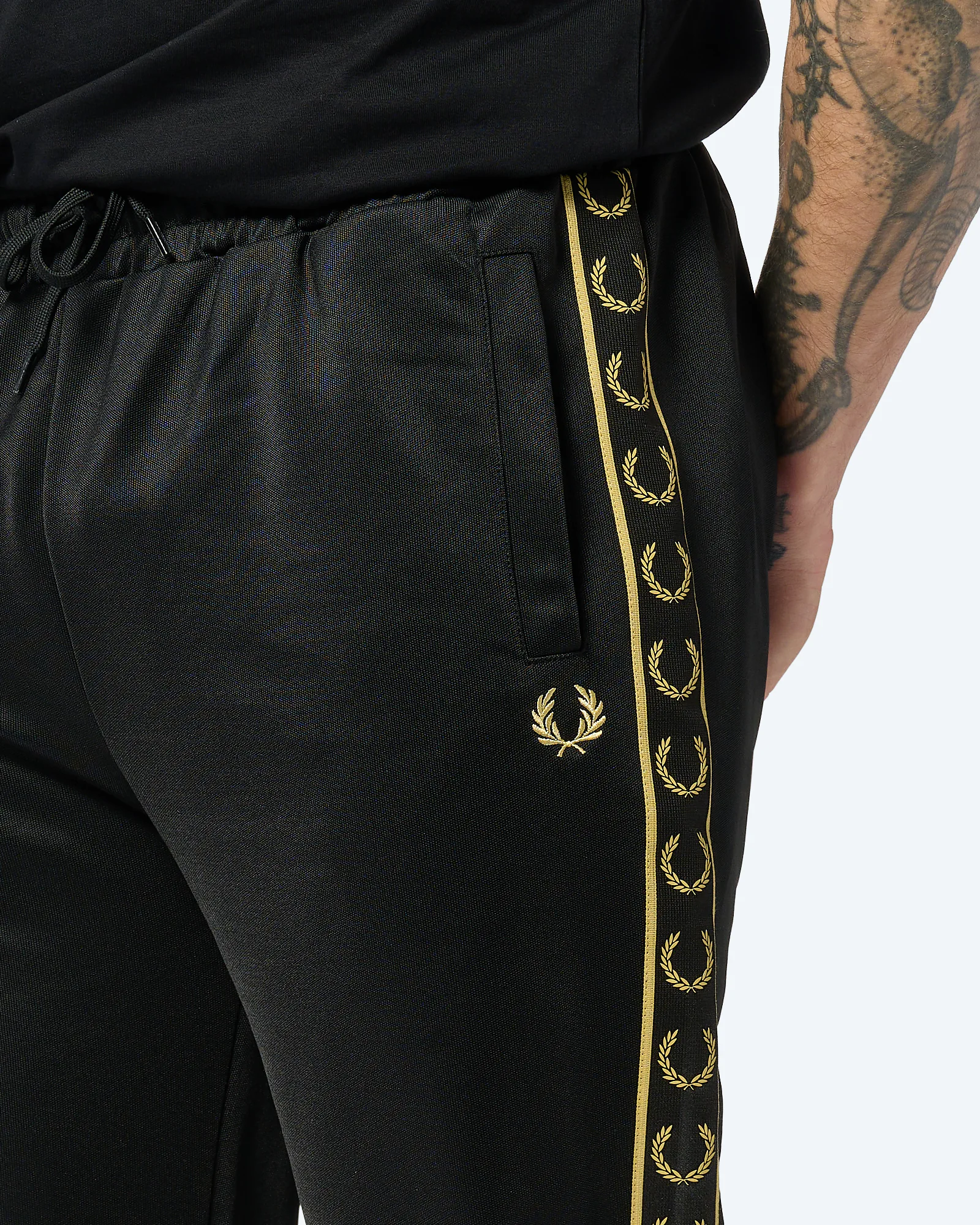 Fred Perry Seasonal Taped Track Pant Black/Champagne