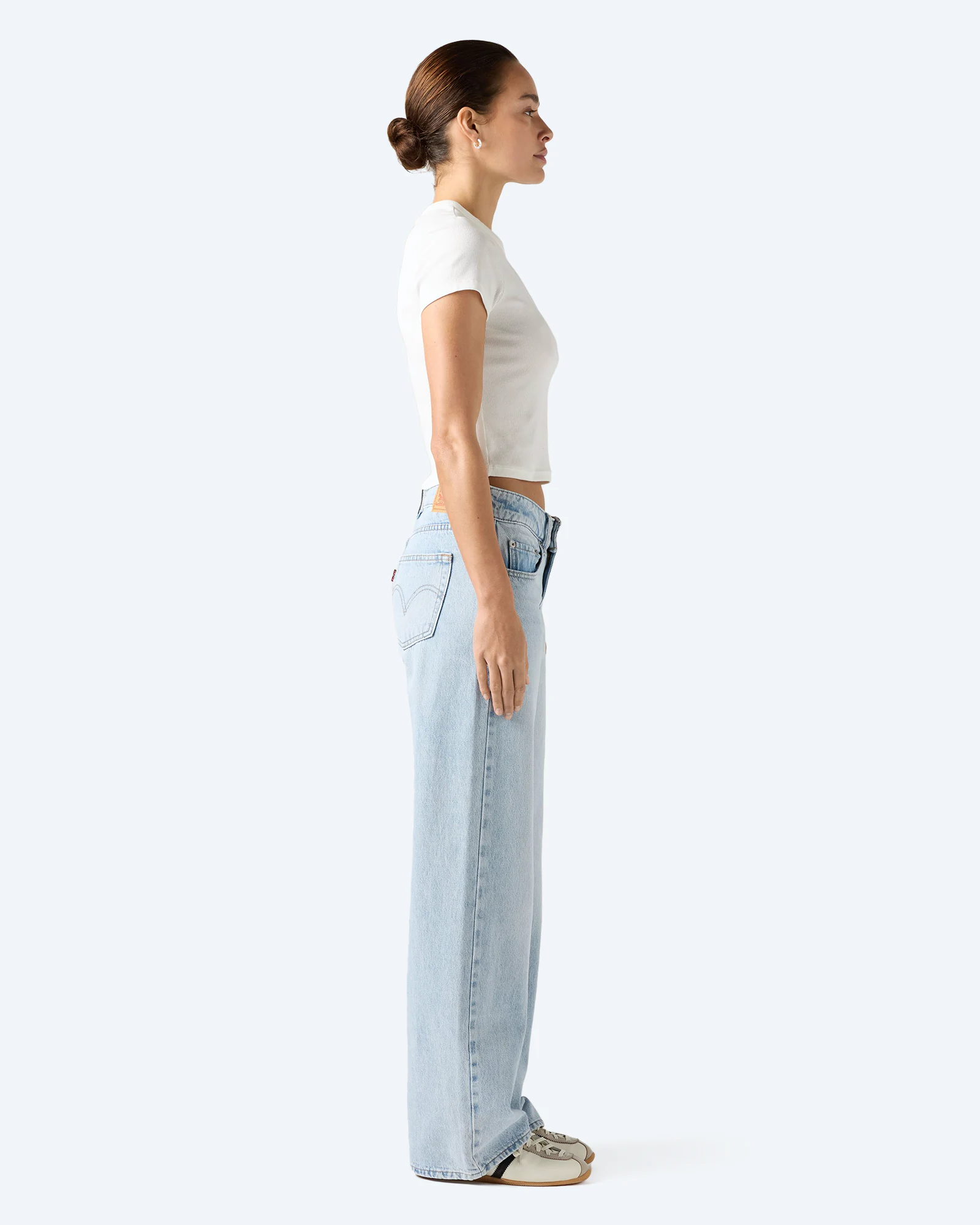 Superlow Loose Light Indigo Flat Finish Jeans Abraided Art