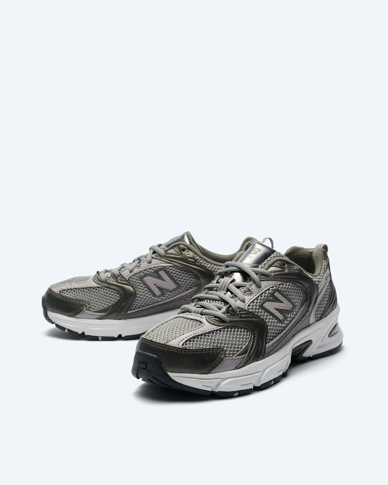 530 Sneaker Black Metallic