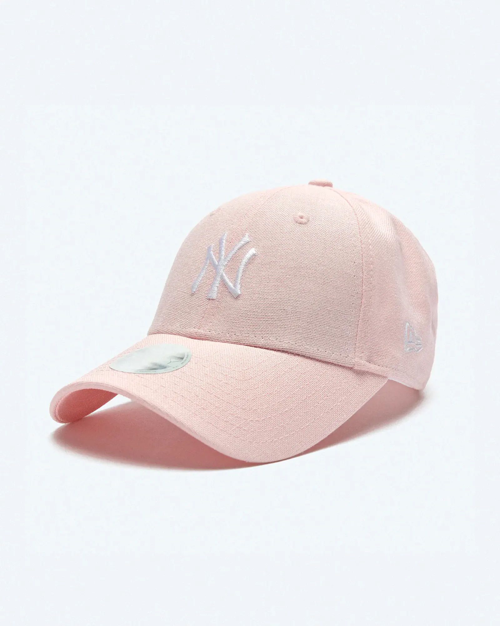 New Era NY Yankees Women Linen 9Forty Strapback Cap Pink New Era NY Yankees Women Linen 9Forty Strapback Cap Pink