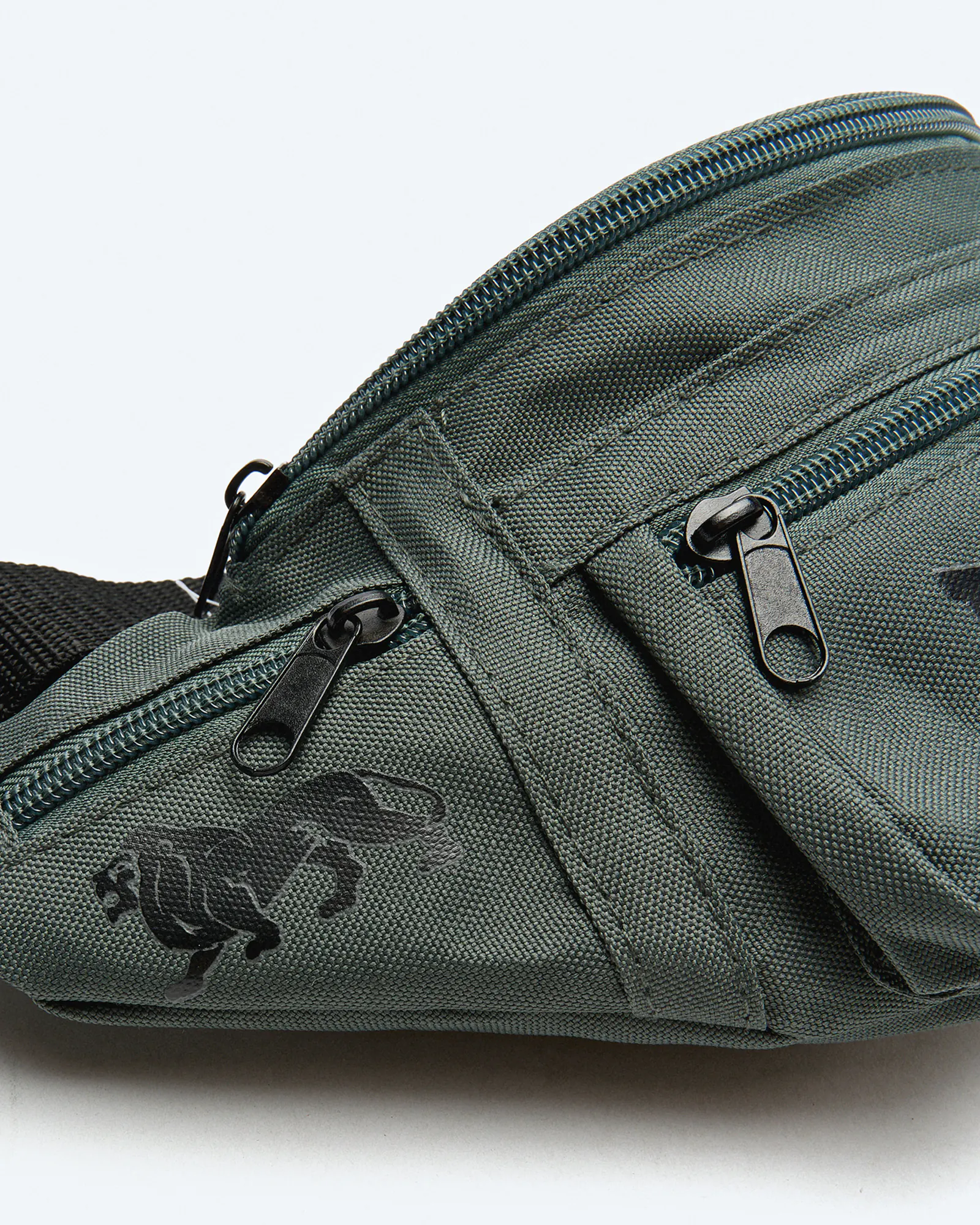 Lonsdale HIP Waistbag Olive/Black/White Lonsdale HIP Waistbag Olive/Black/White