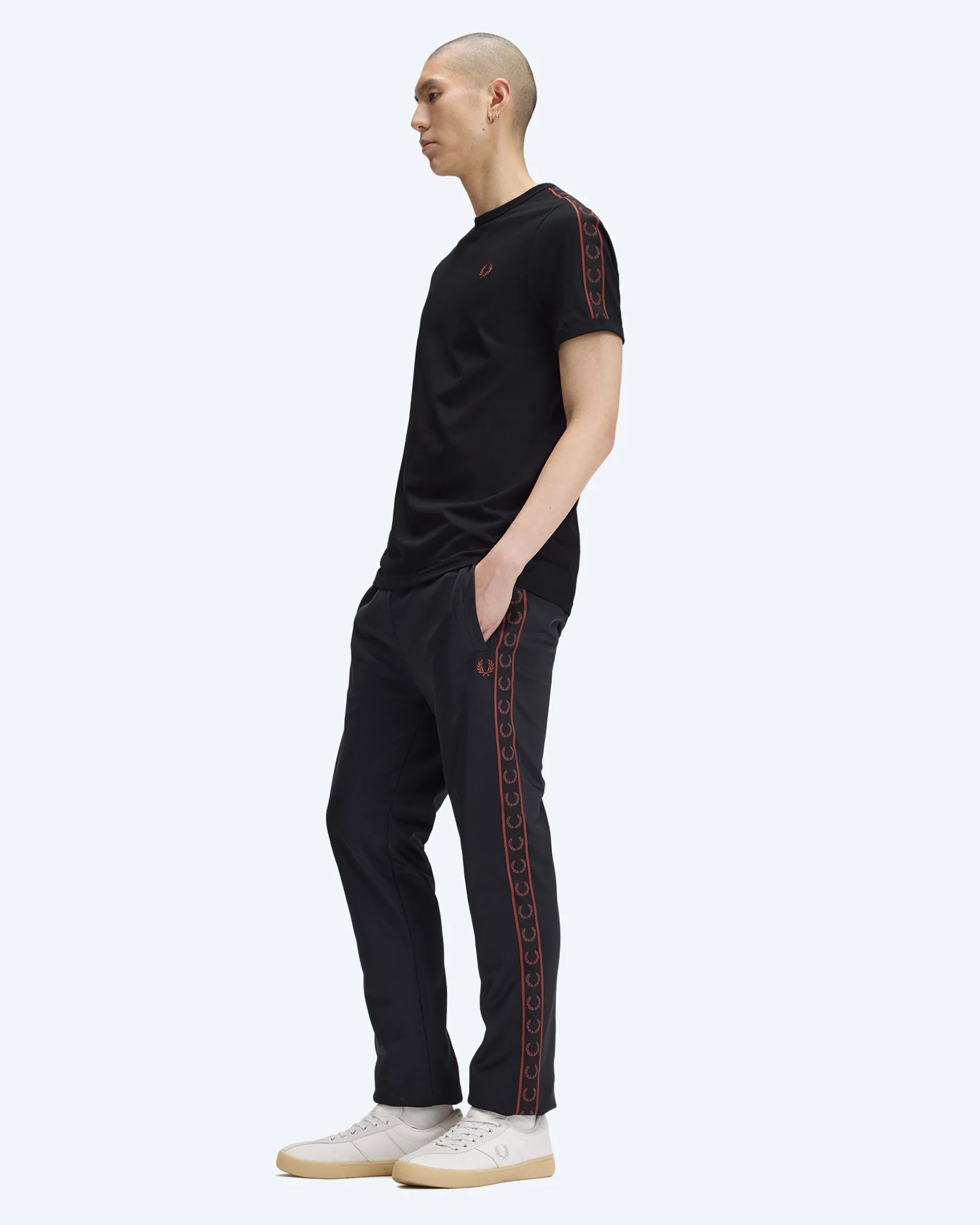 Contrast Tape Ringer T-Shirt Sport Black