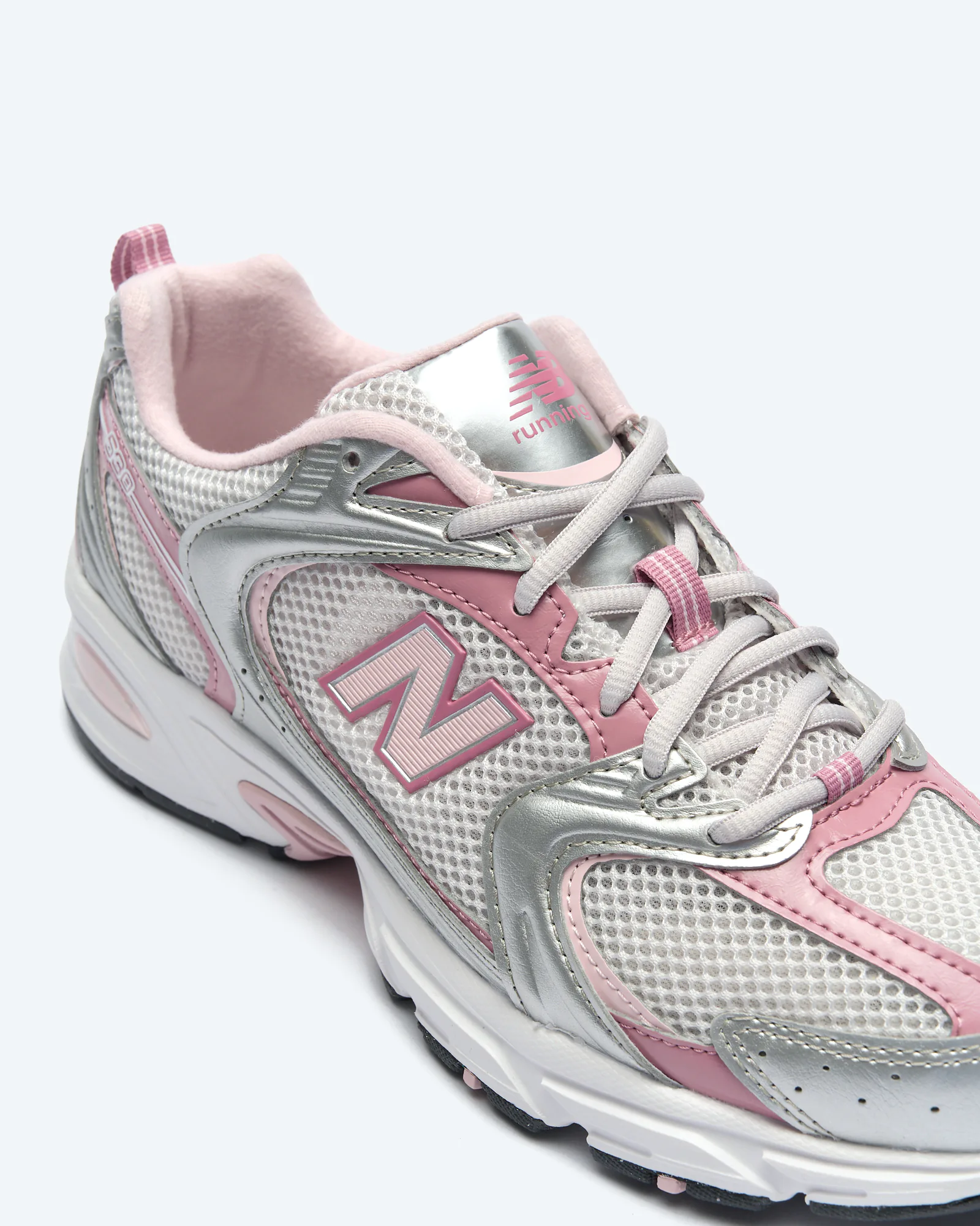 530 Sneaker Silver Metallic
