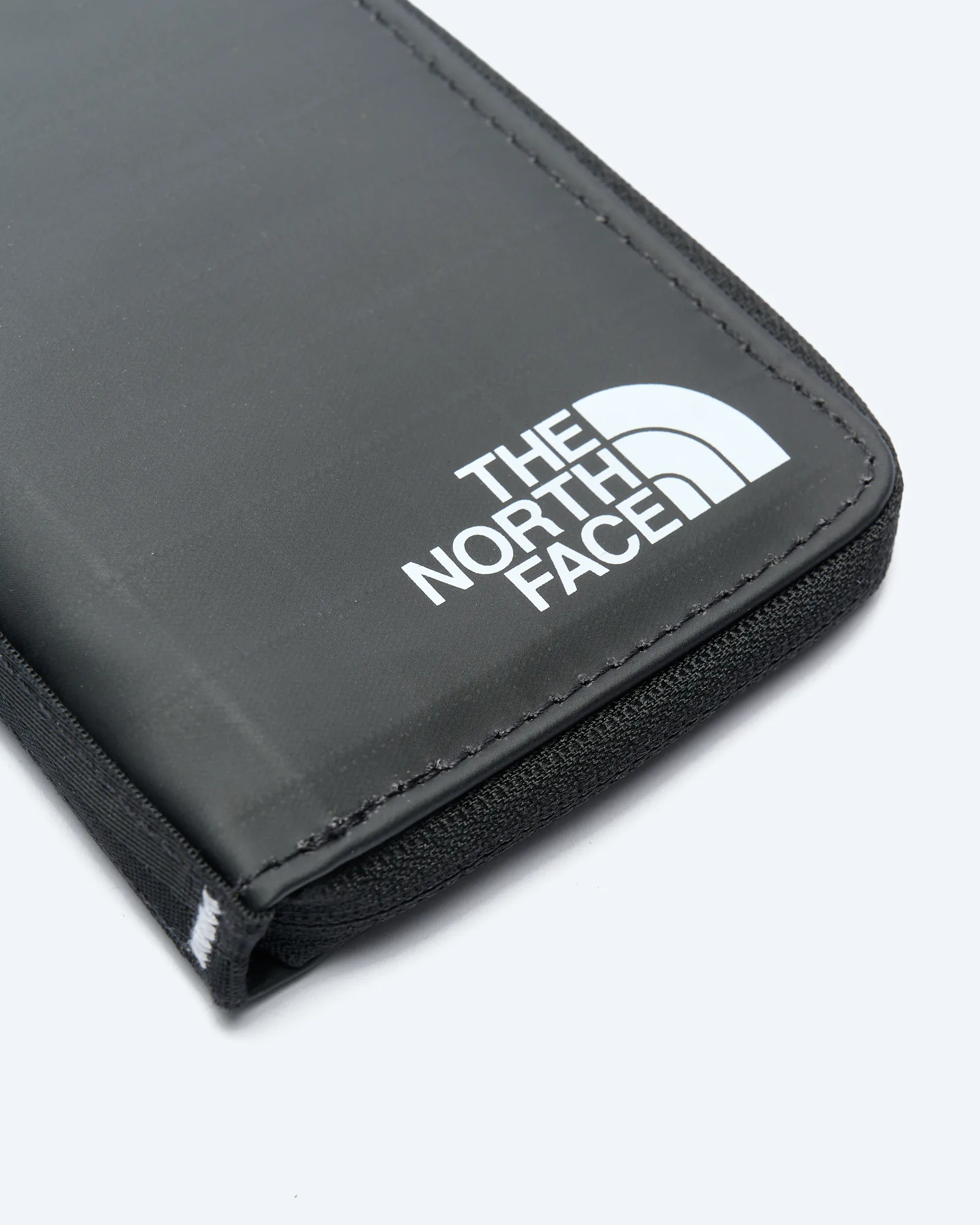The North Face Basecamp Voyager Wallet TNF Black