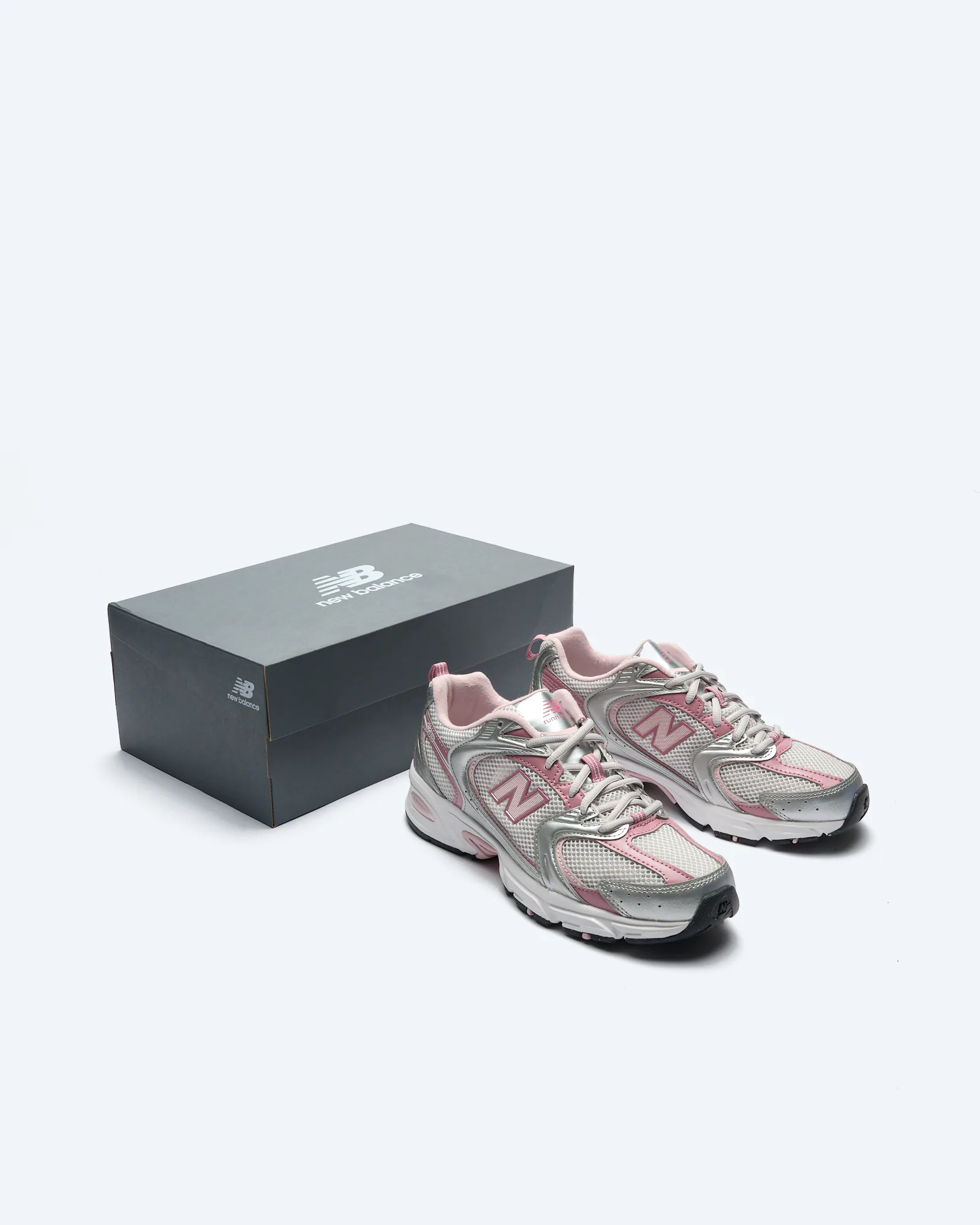 530 Sneaker Silver Metallic