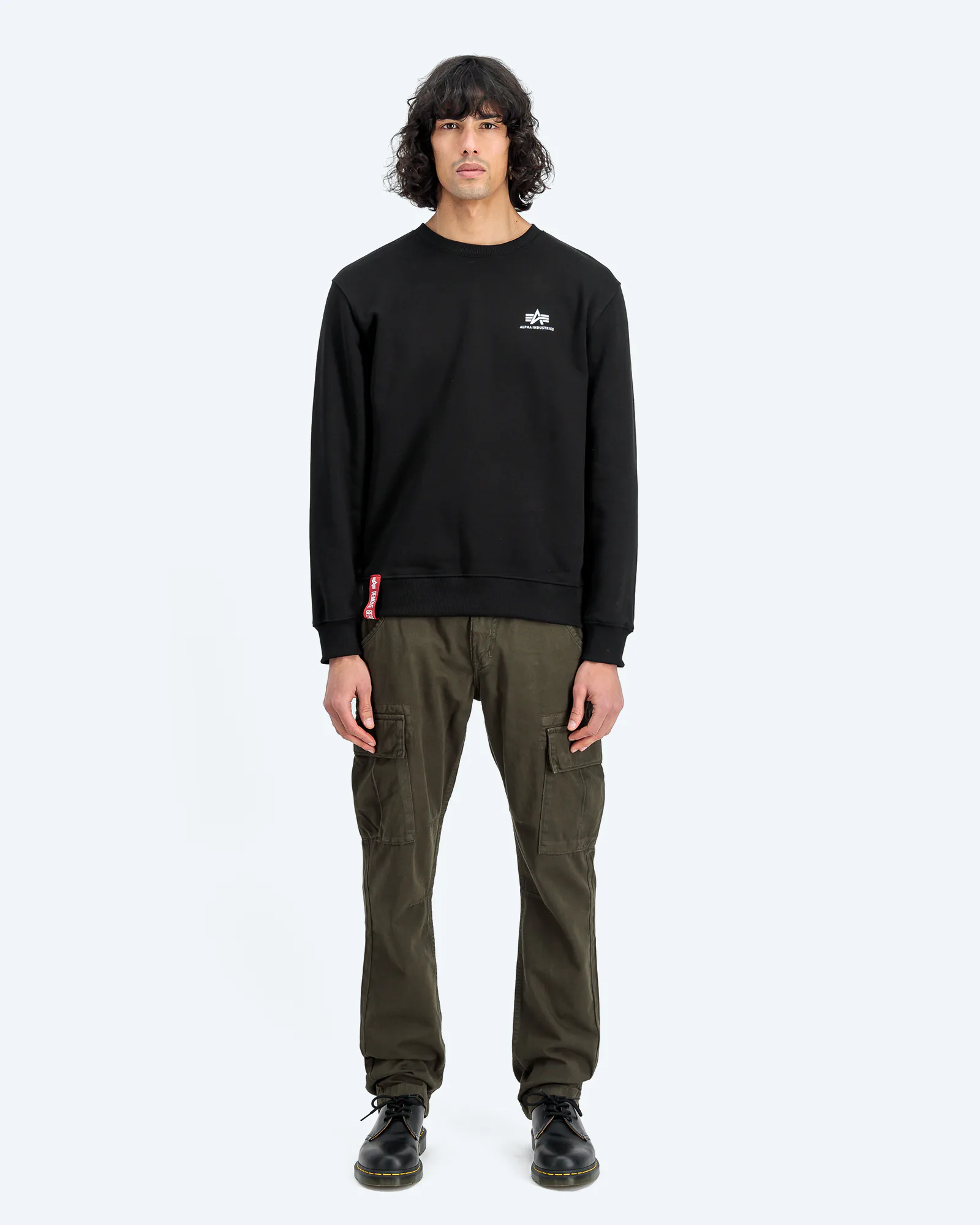 Basic Sweater Small Logo Black