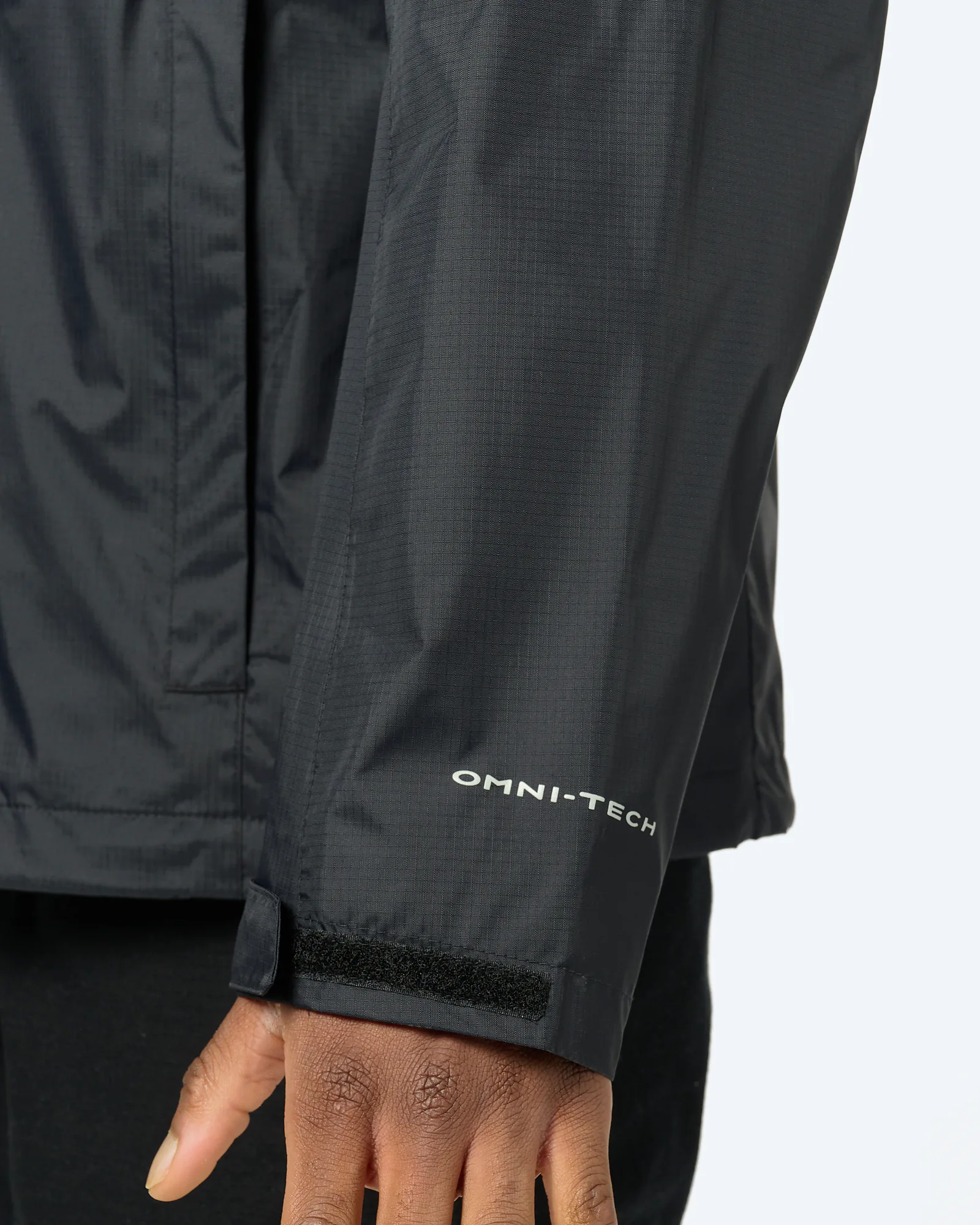 Columbia Pouring Adventure™ III Jacket Black