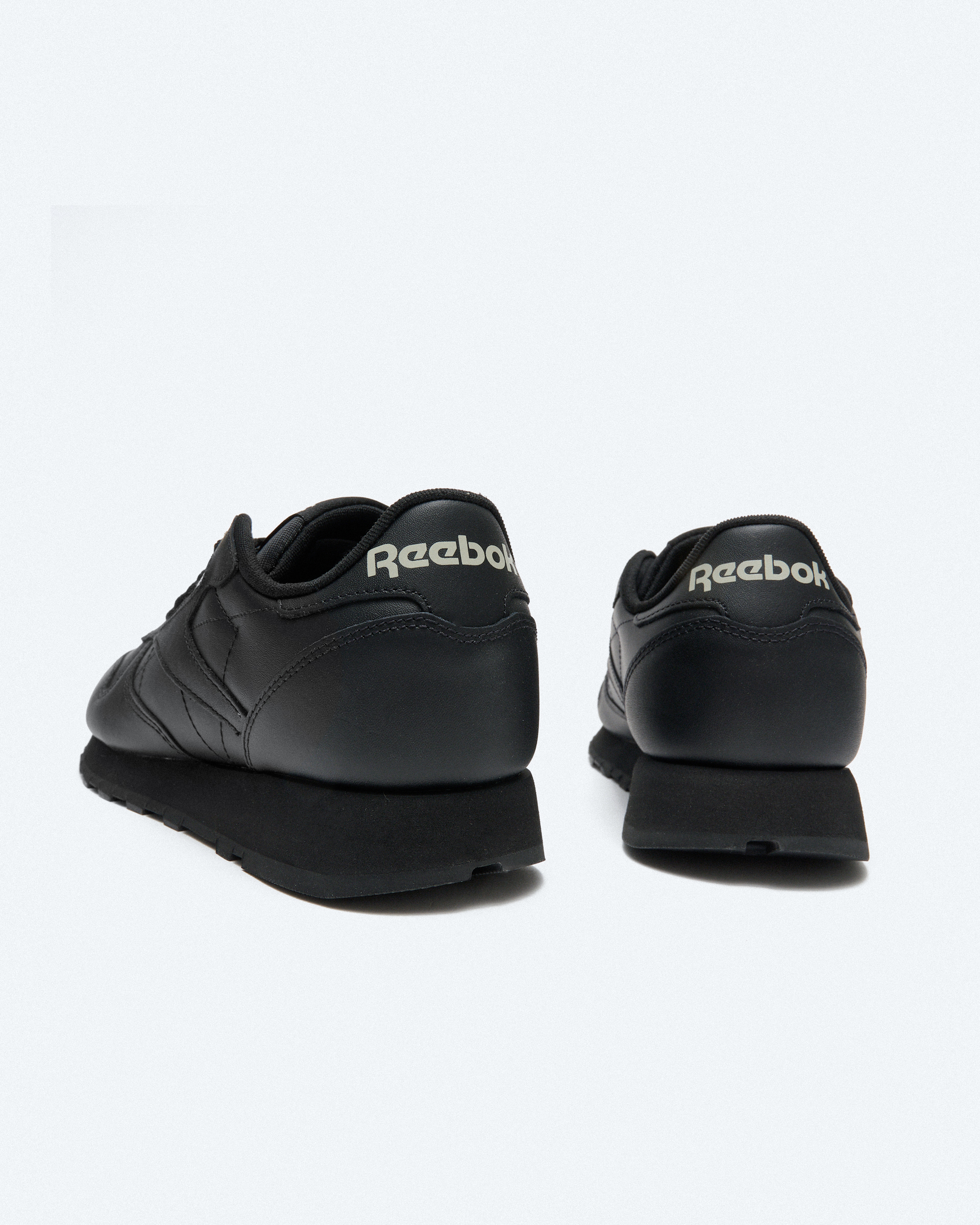 Reebok Classic Leather Sneaker Black/Black/Pure Grey