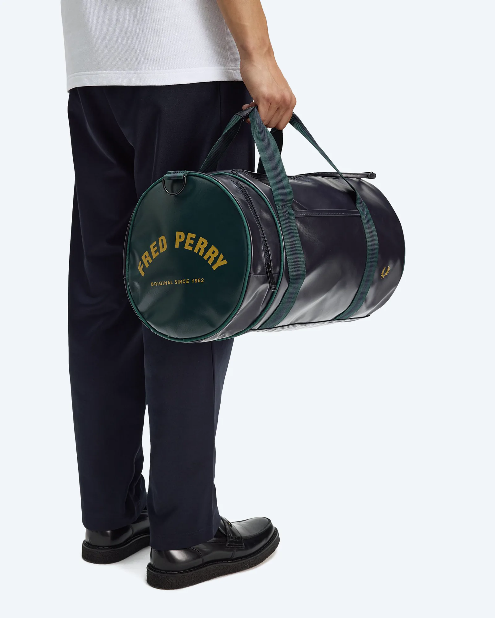 Classic Barrel Bag Navy/Grassroots