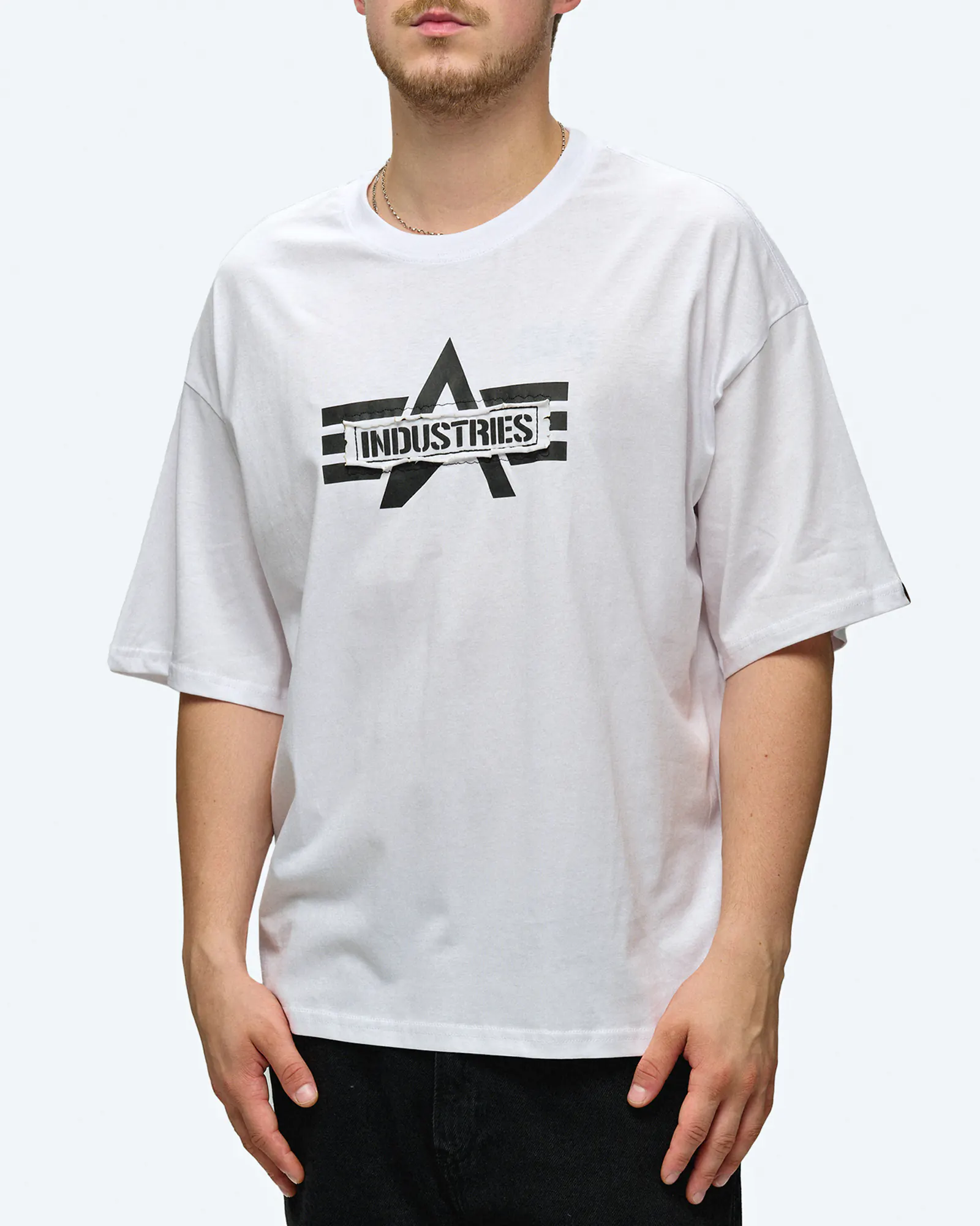 Alpha Industries Logo Edge T-Shirt White Alpha Industries Logo Edge T-Shirt White