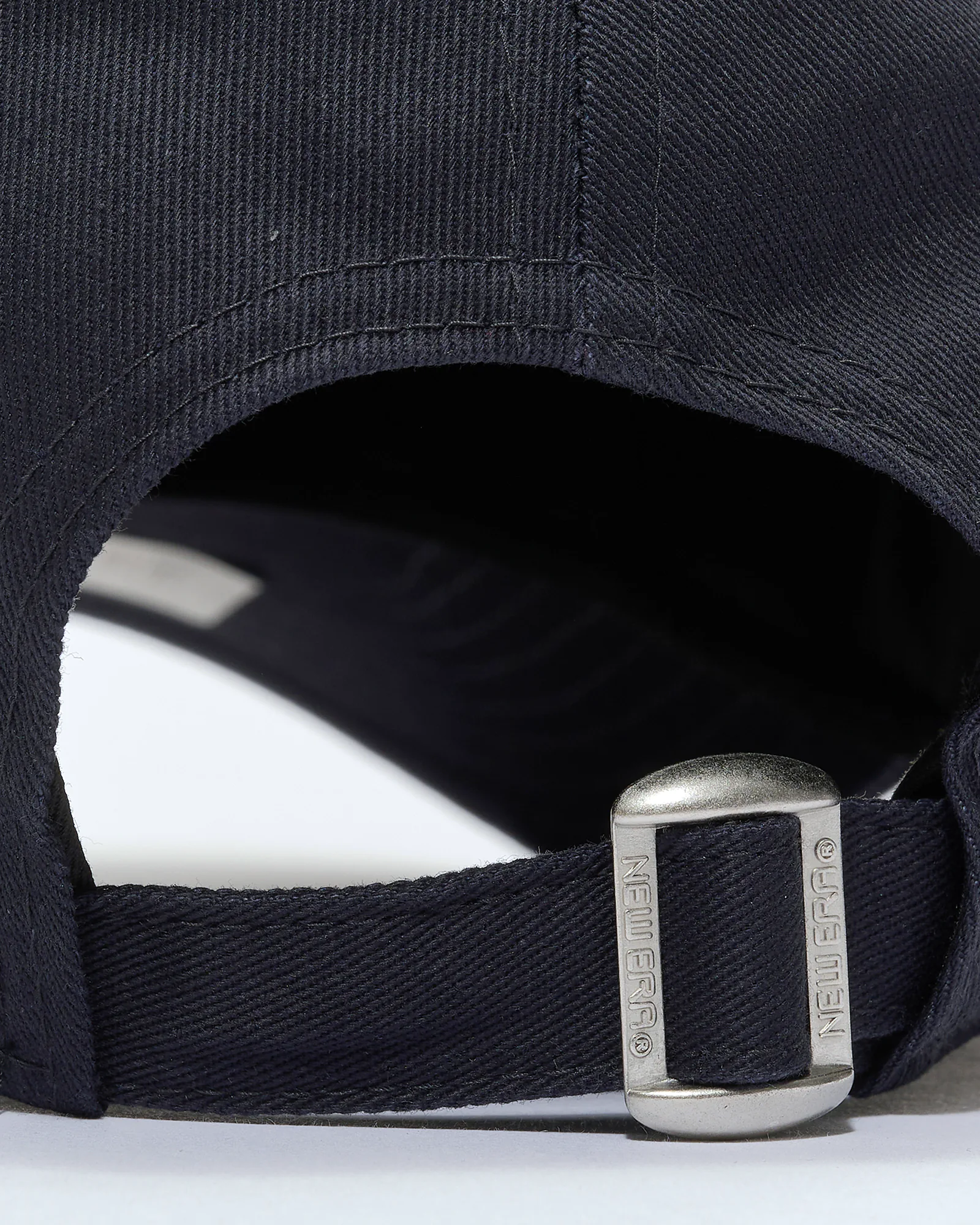 New Era Basic 9Forty Strapback Cap Navy/White New Era Basic 9Forty Strapback Cap Navy/White